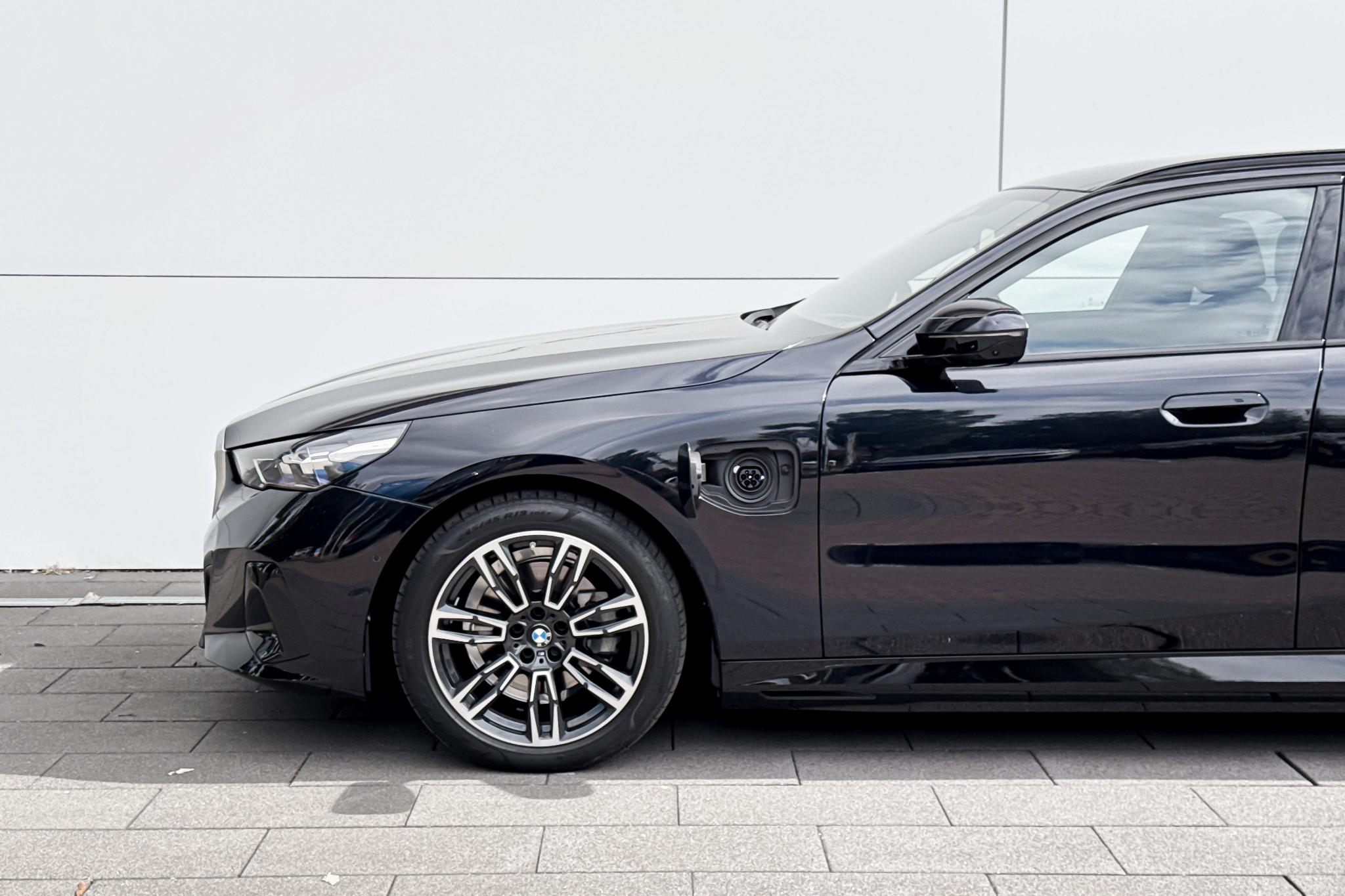 Foto van BMW 530e
