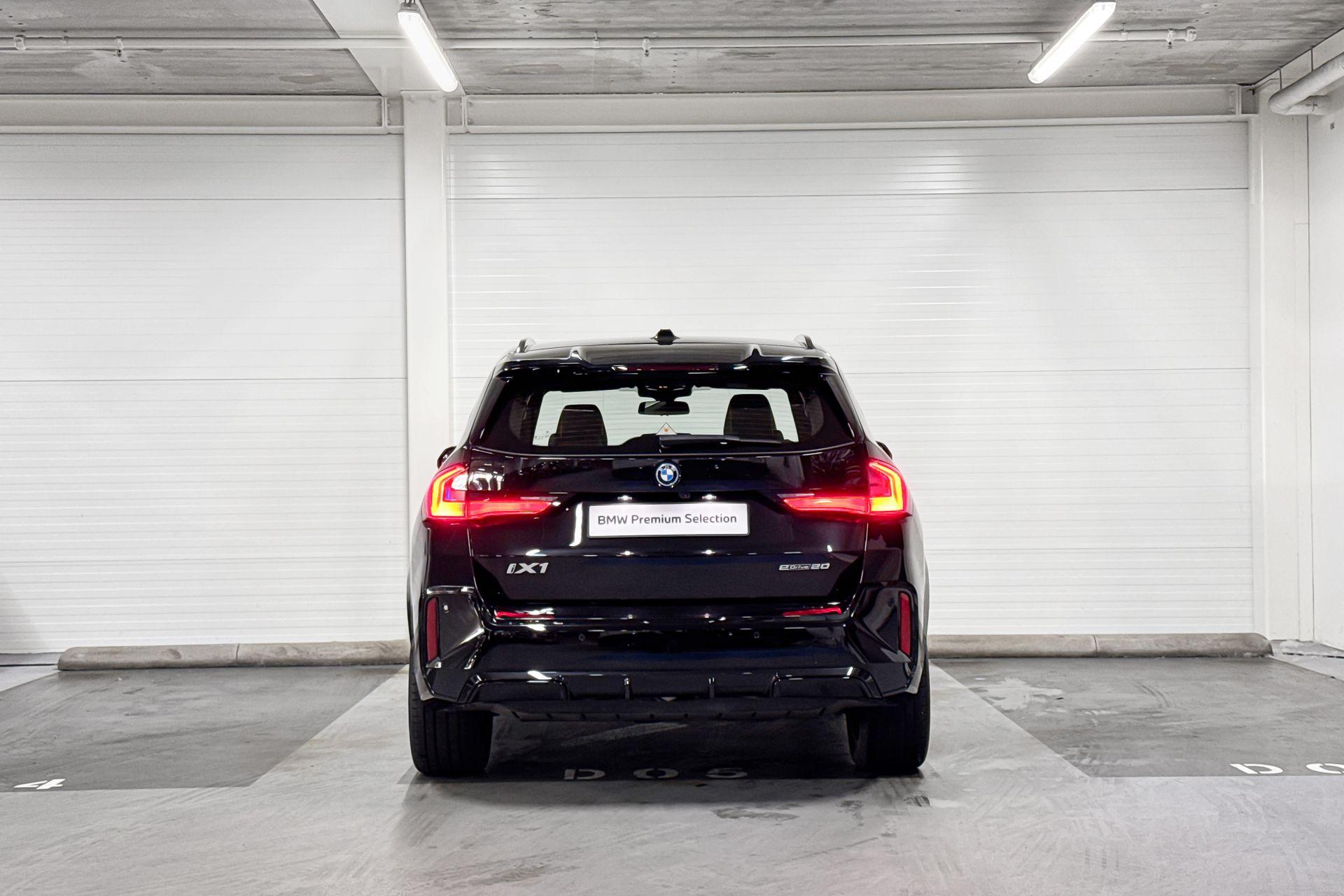 Foto van BMW Ix1 Edrive20