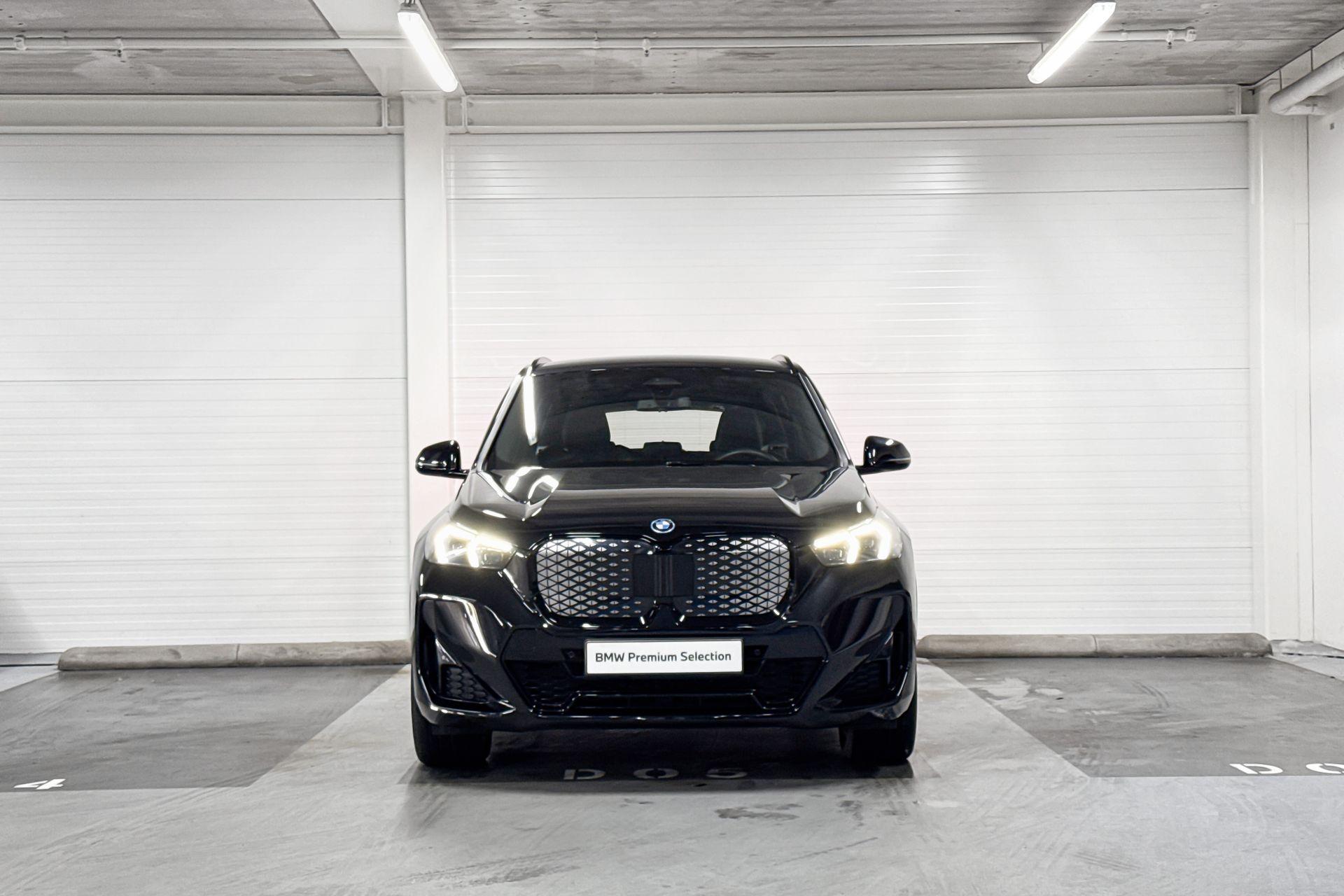 Foto van BMW Ix1 Edrive20