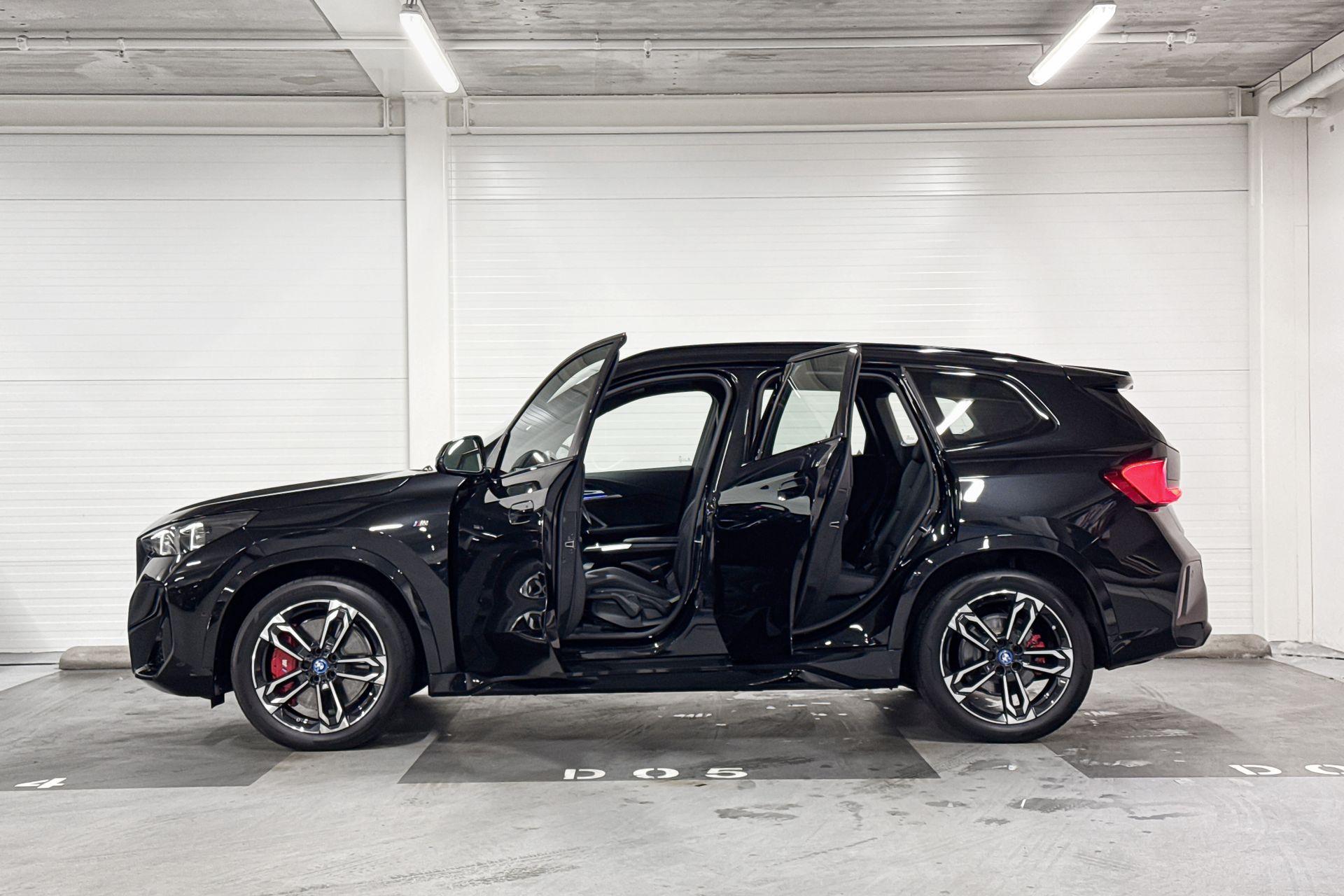 Foto van BMW Ix1 Edrive20