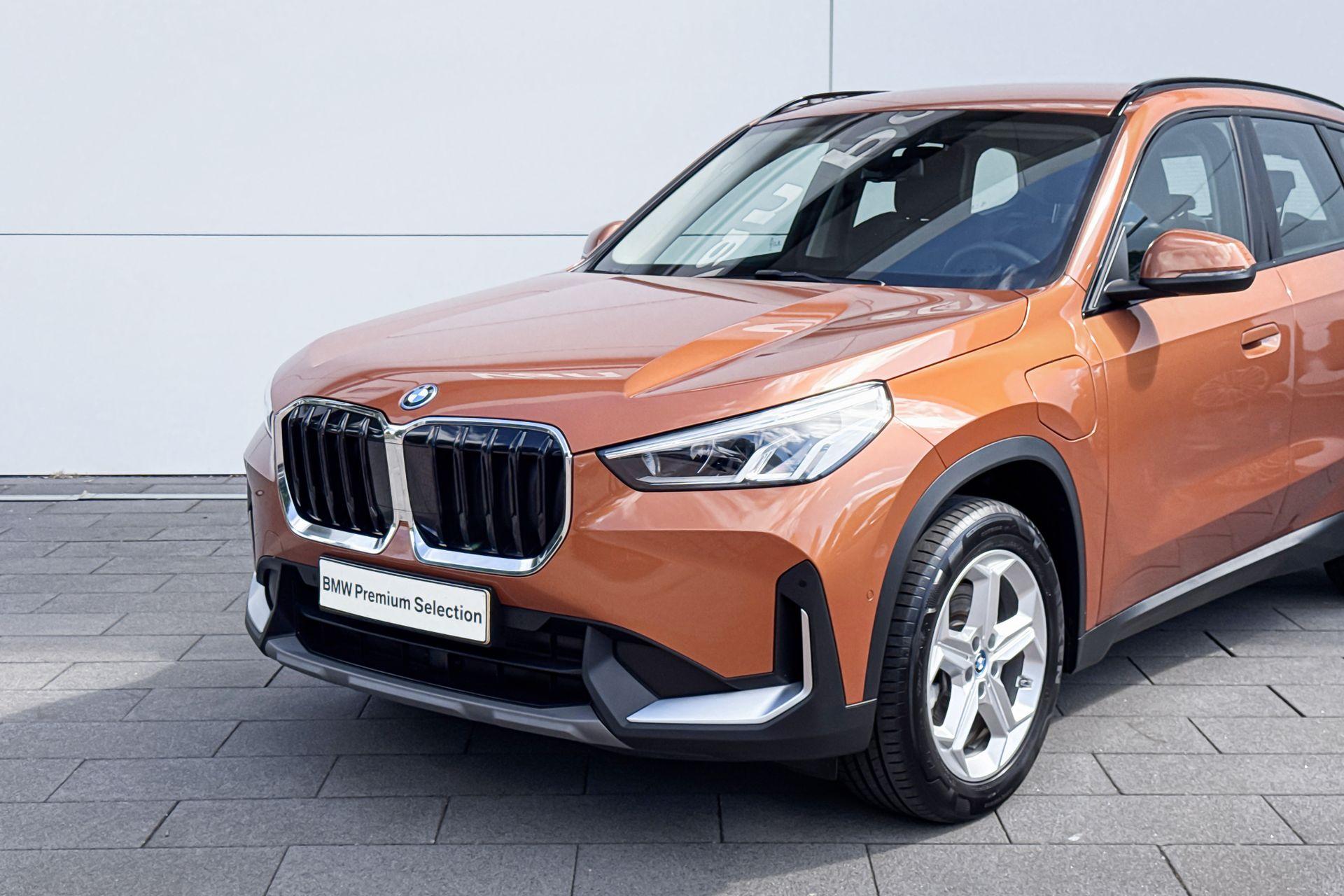 Foto van BMW X1 Xdrive25e