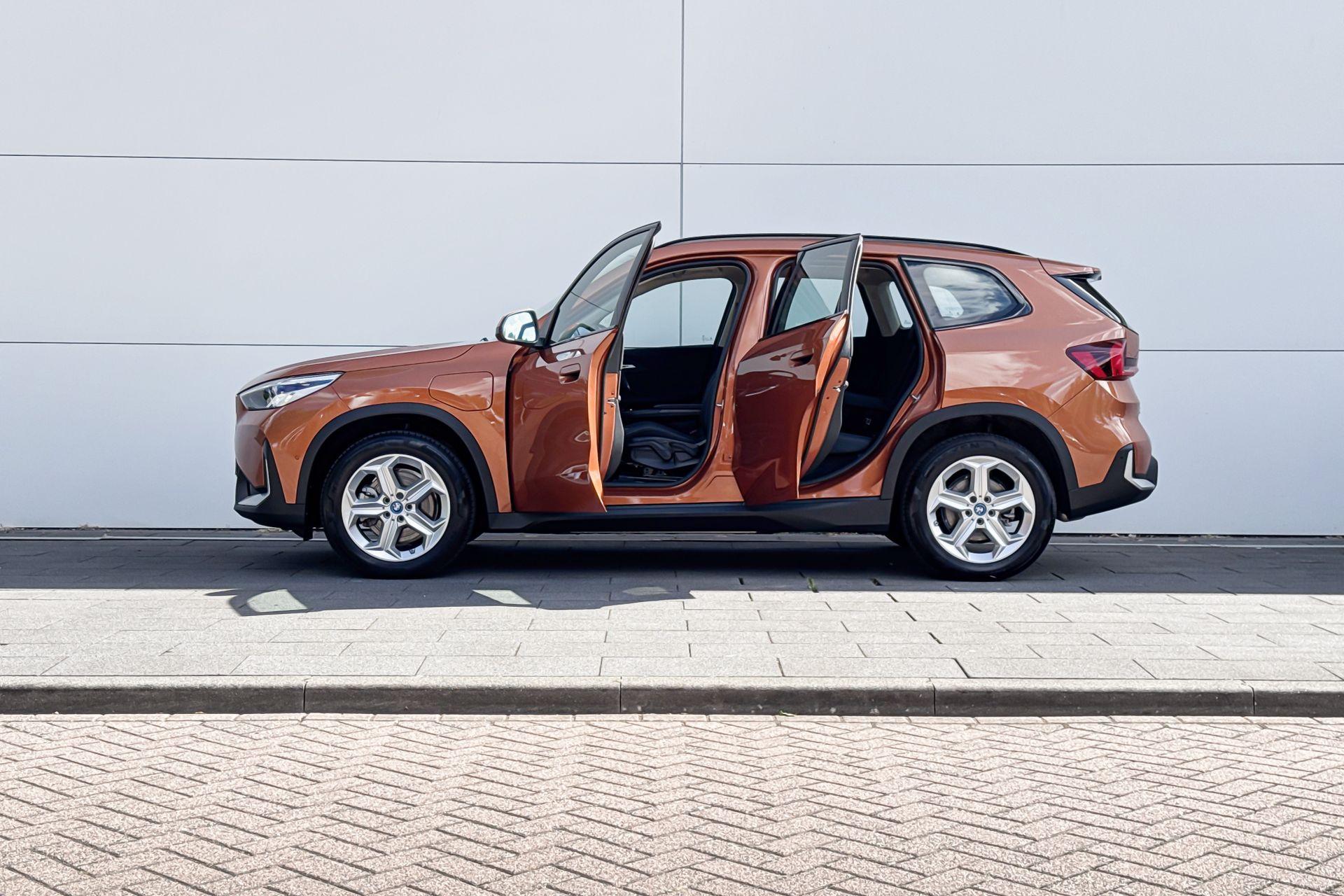 Foto van BMW X1 Xdrive25e
