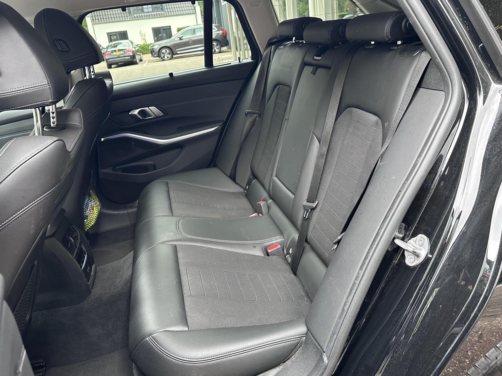 Foto van BMW 330e