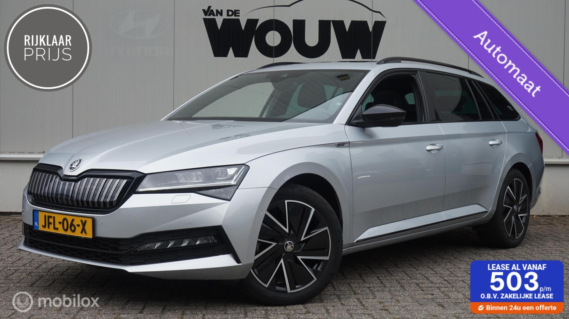 Skoda Superb Combi Combi 1.4 TSI iV SportLine PHEV 218PK Panoramadak 2023 - voorkant