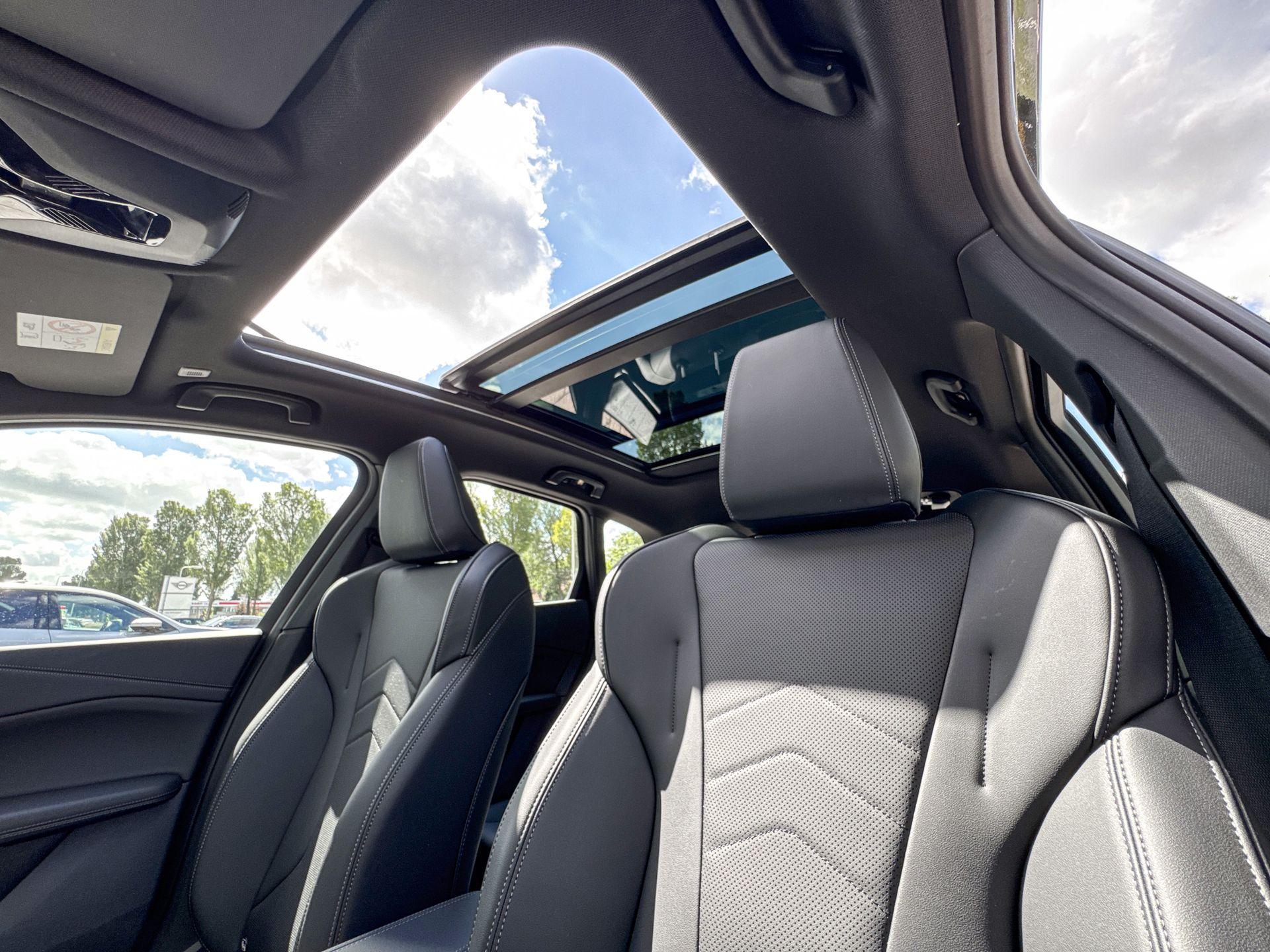 Foto van BMW 220i Active Tourer