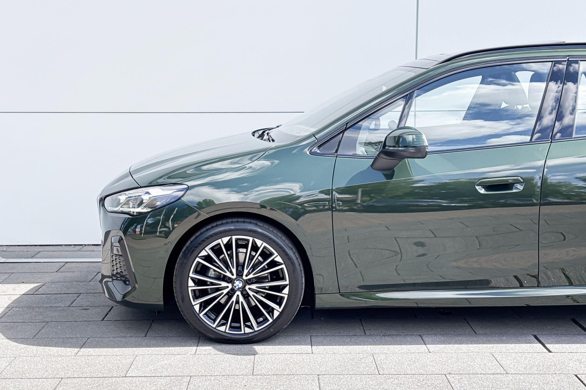 Foto van BMW 220i Active Tourer