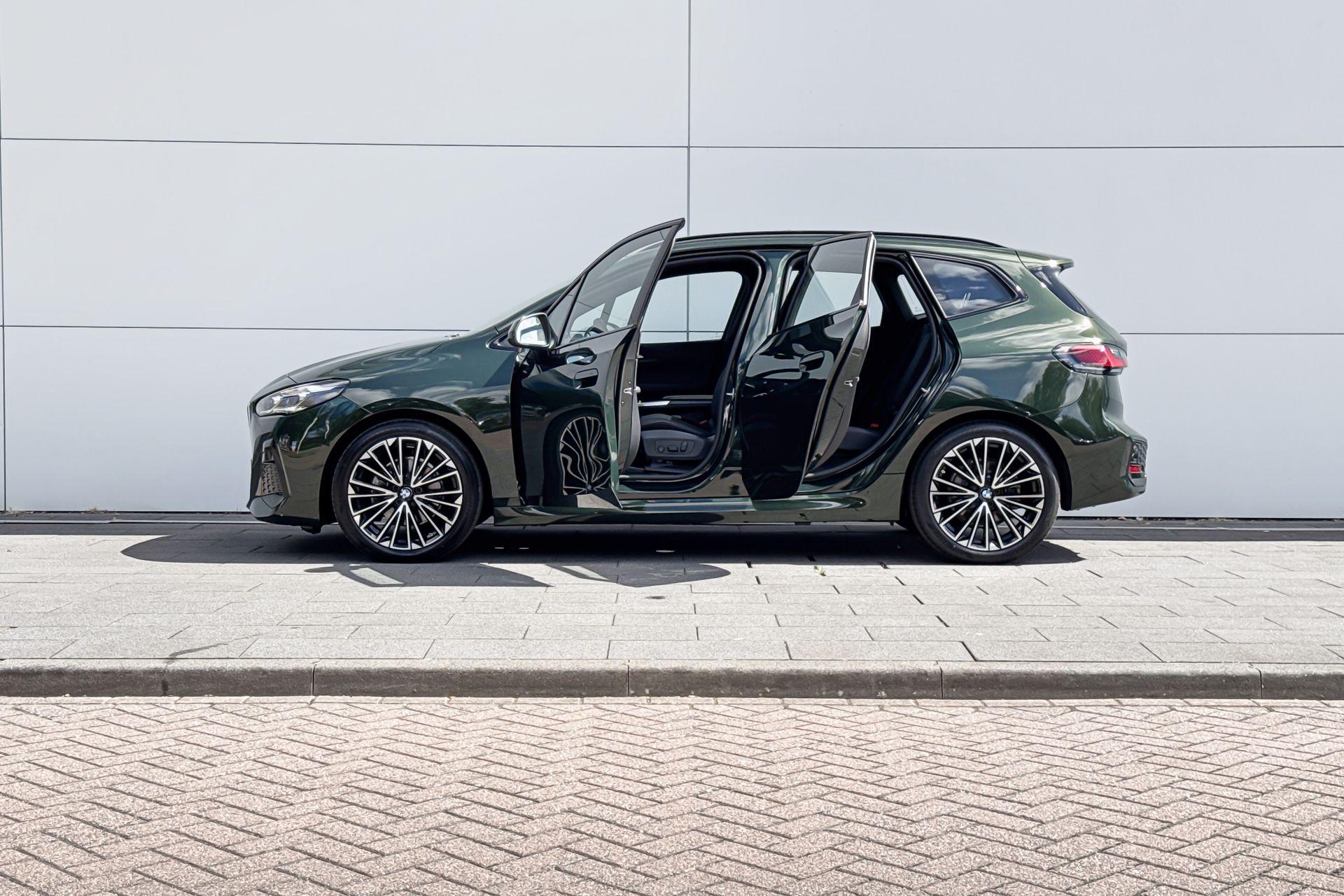 Foto van BMW 220i Active Tourer