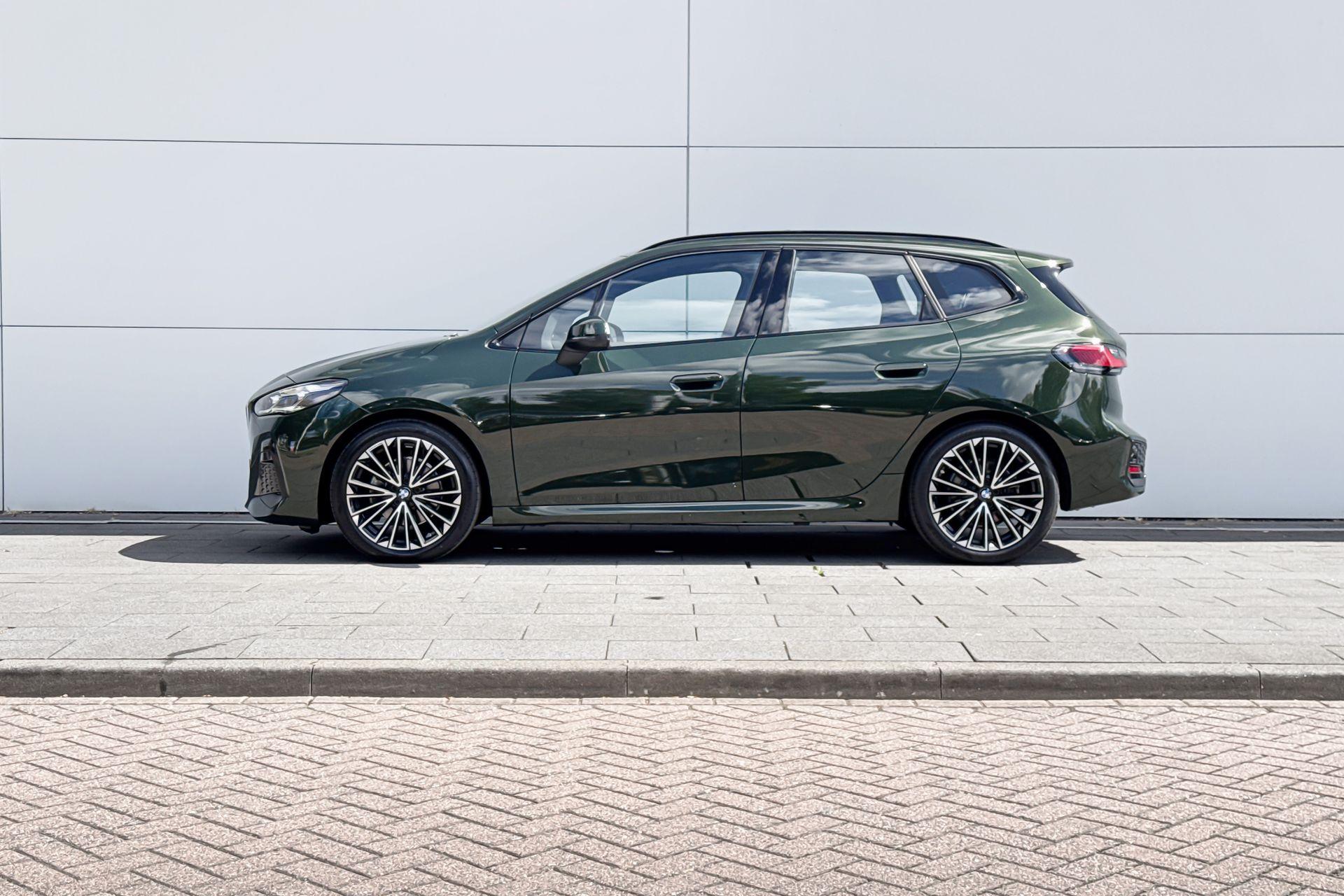 Foto van BMW 220i Active Tourer