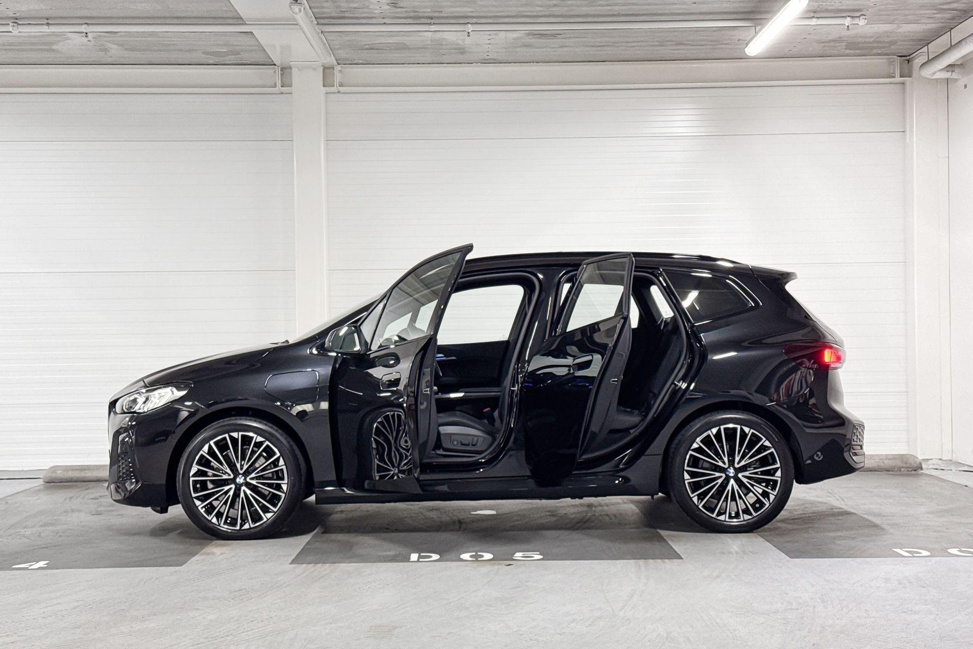 Foto van BMW 230e xDrive Active Tourer