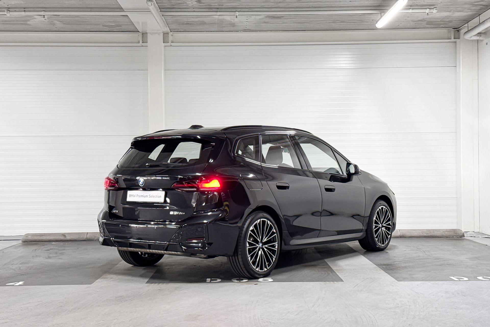 Foto van BMW 230e xDrive Active Tourer