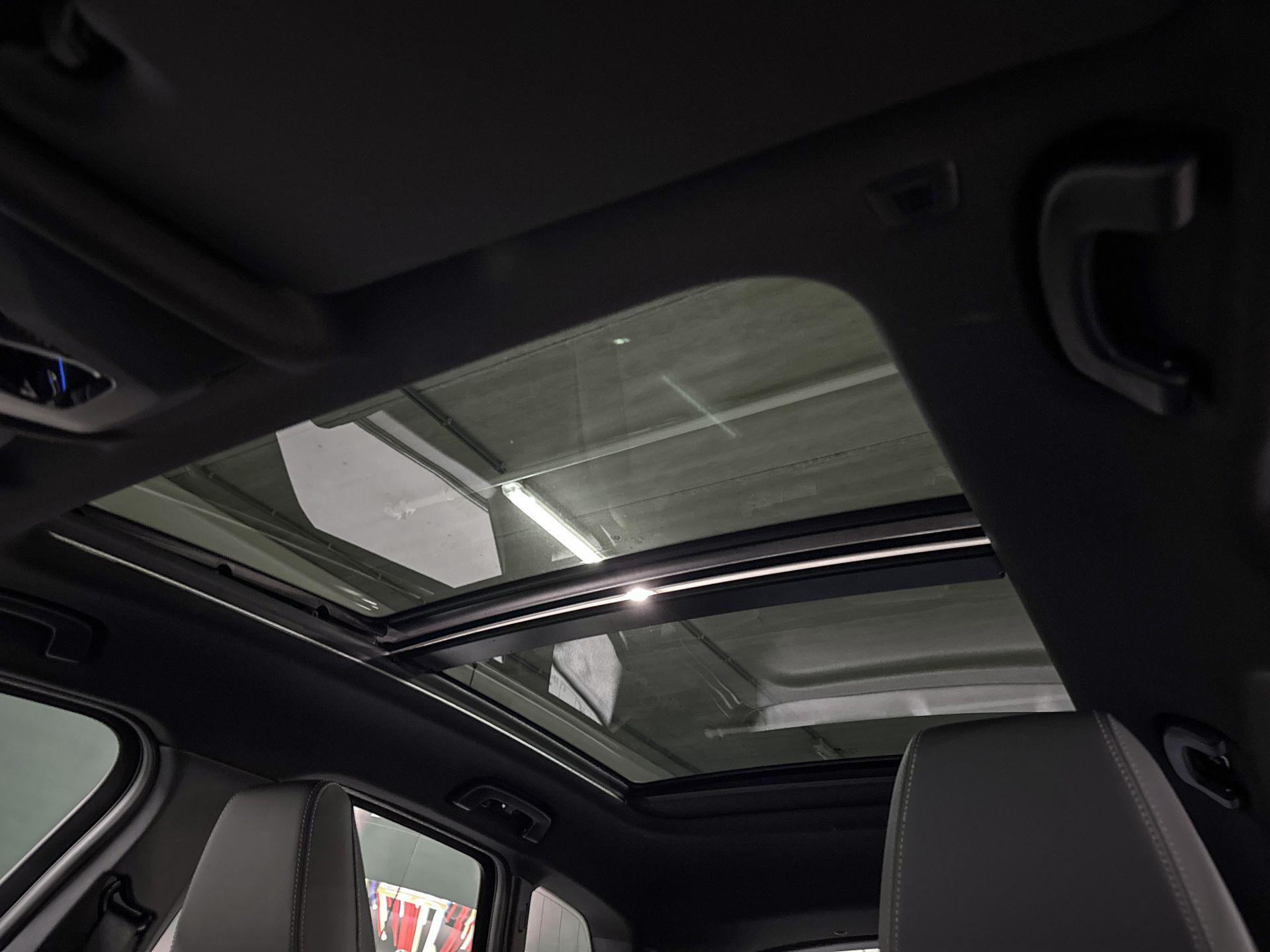 Foto van BMW 230e xDrive Active Tourer