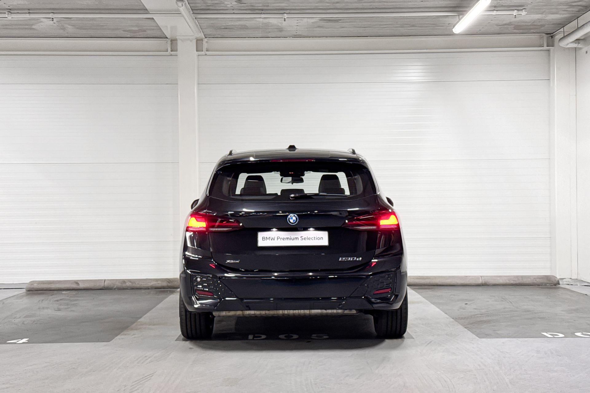 Foto van BMW 230e xDrive Active Tourer
