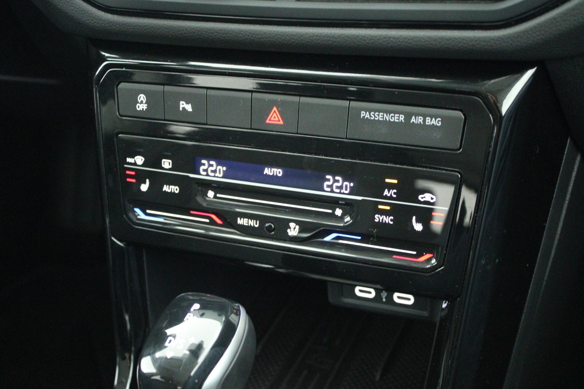 Foto van Volkswagen T-cross