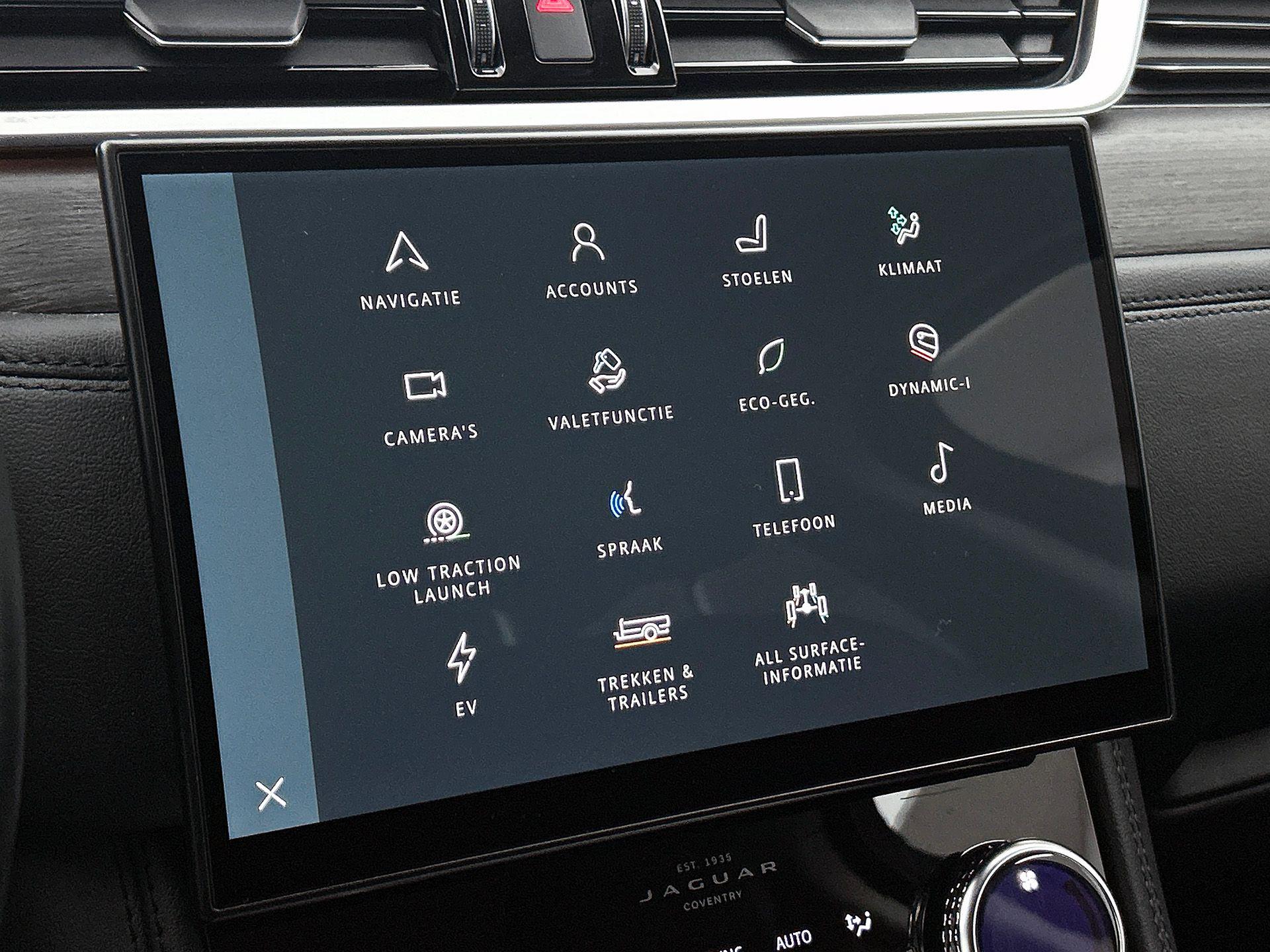 Foto van Jaguar Jaguar F-pace