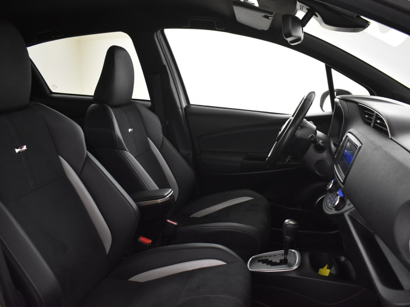 Foto van Toyota Toyota Yaris Hybrid