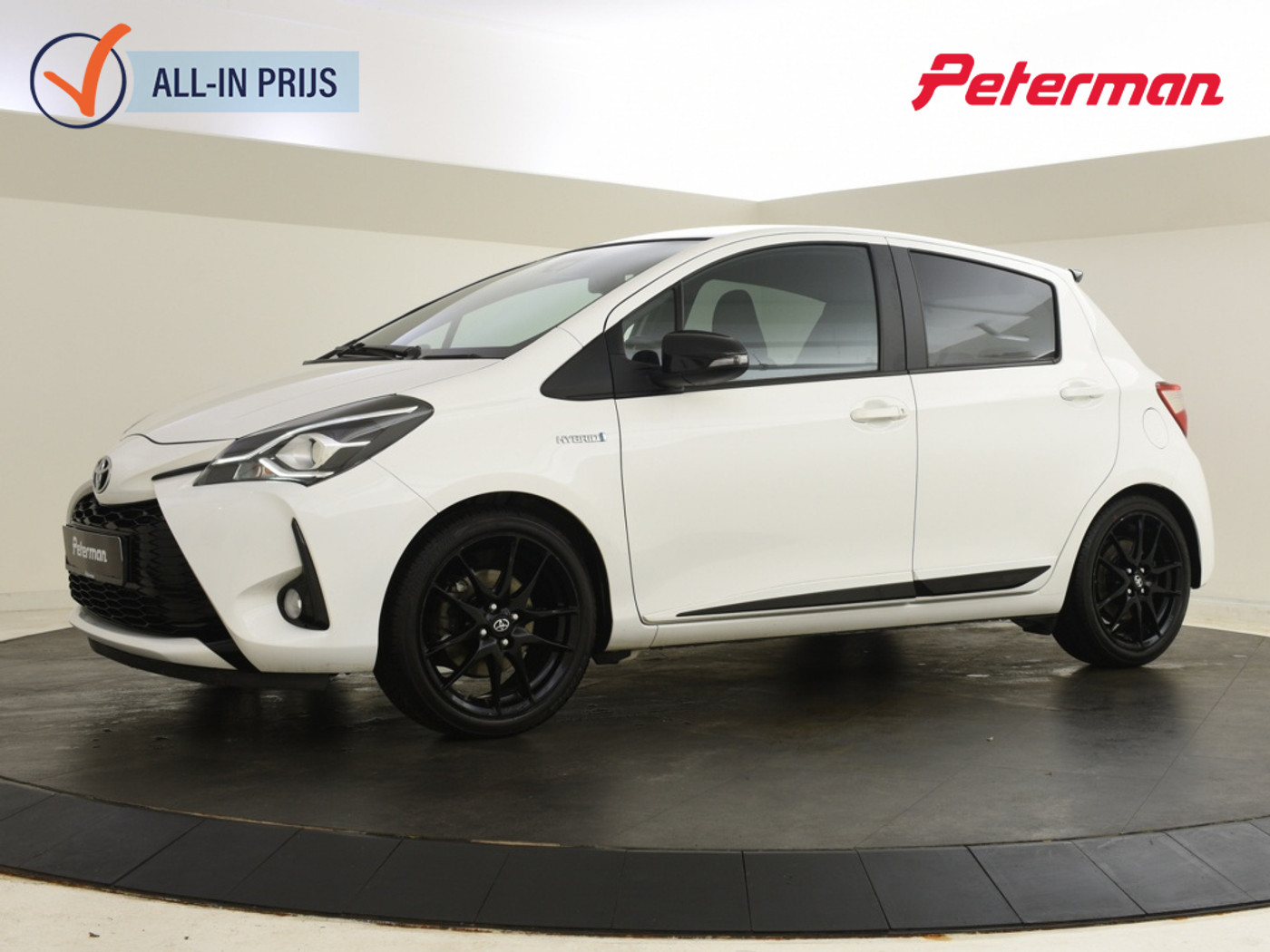 Toyota Toyota Yaris Hybrid 1.5 Hybrid GR-Sport | Carplay | Keyless 2019 - voorkant