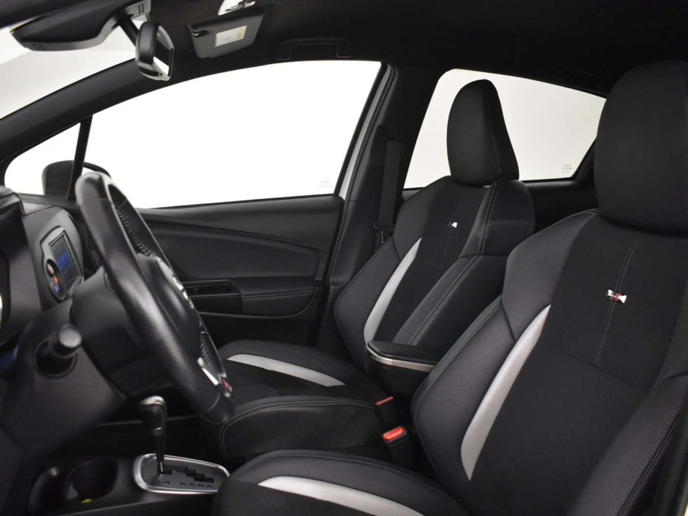 Foto van Toyota Toyota Yaris Hybrid