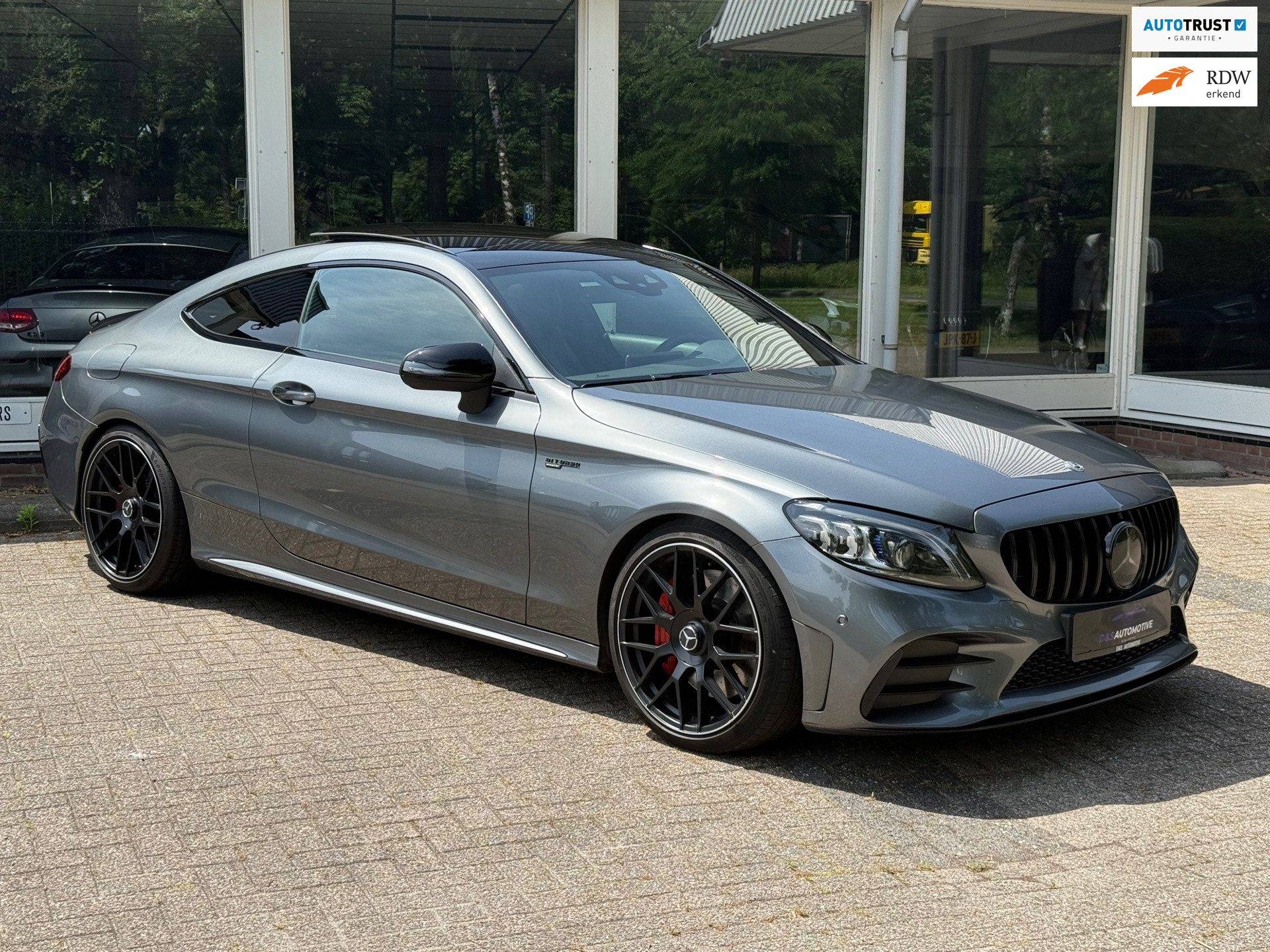 Mercedes-Benz AMG C 43 AMG 4MATIC coupé PANO/DISTRONIC/STUURASSISTENT/STOELVERW ETC... 2019 - voorkant