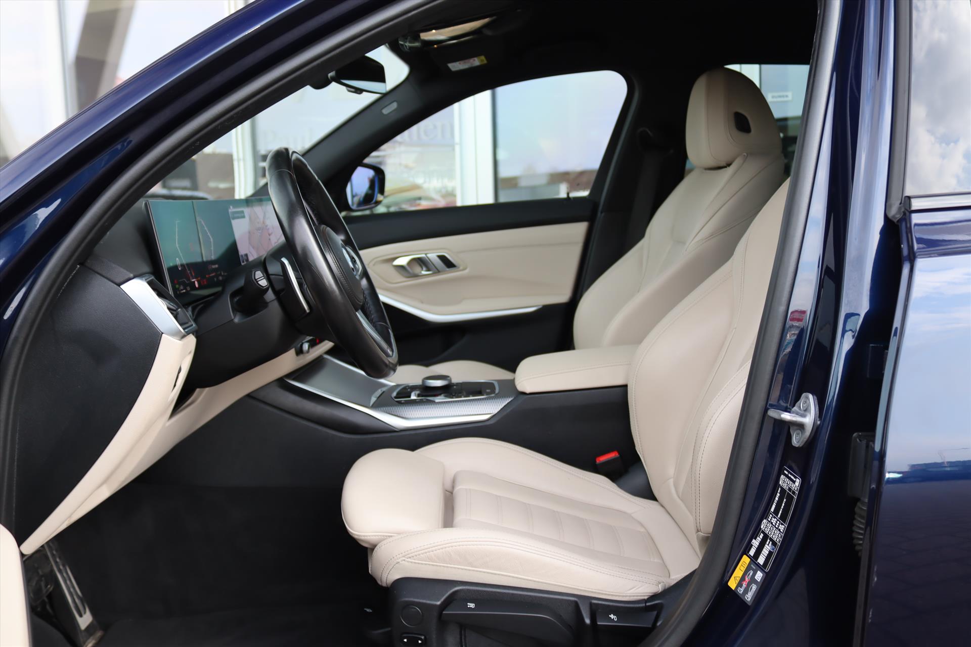Foto van BMW 330e xDrive