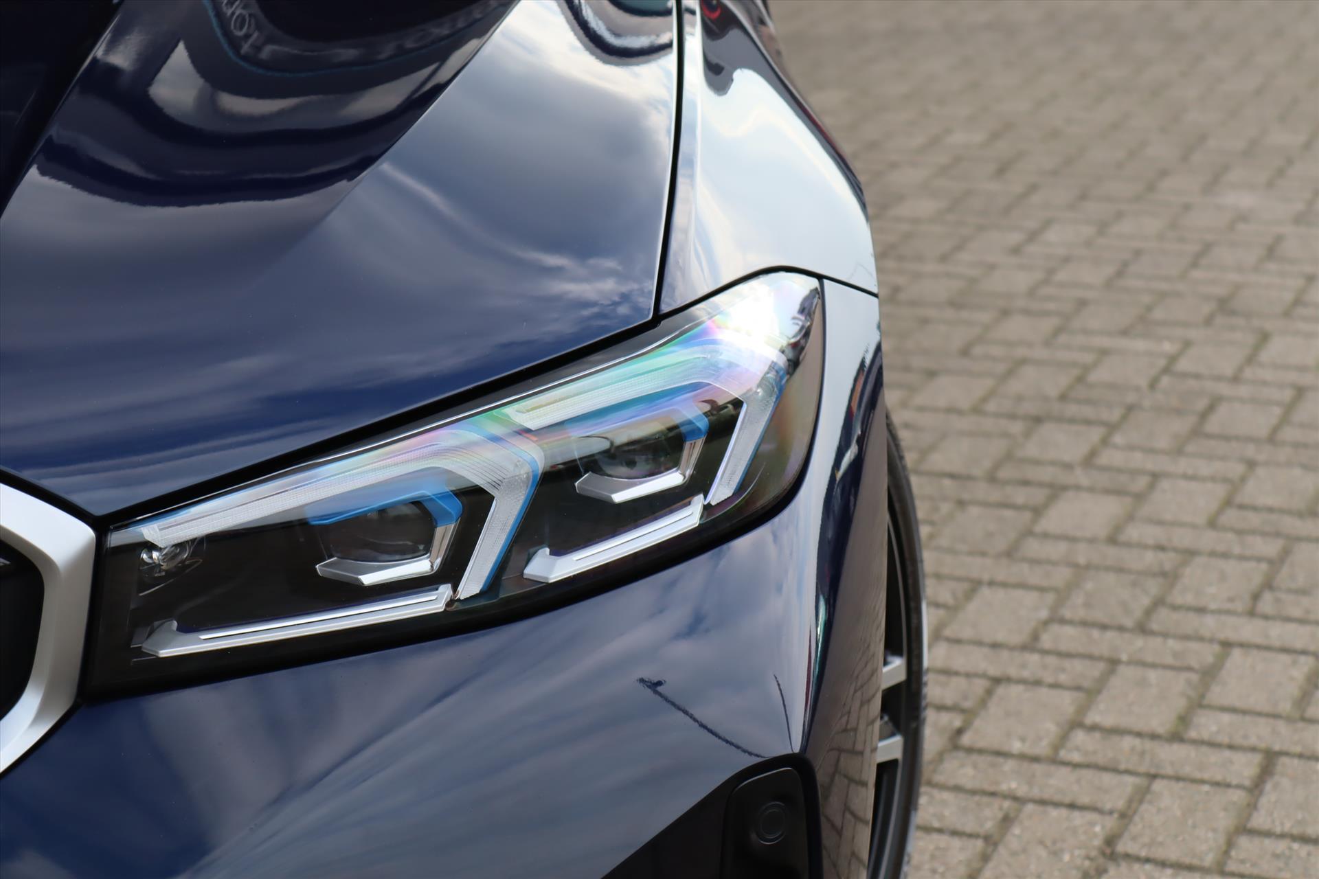 Foto van BMW 330e xDrive