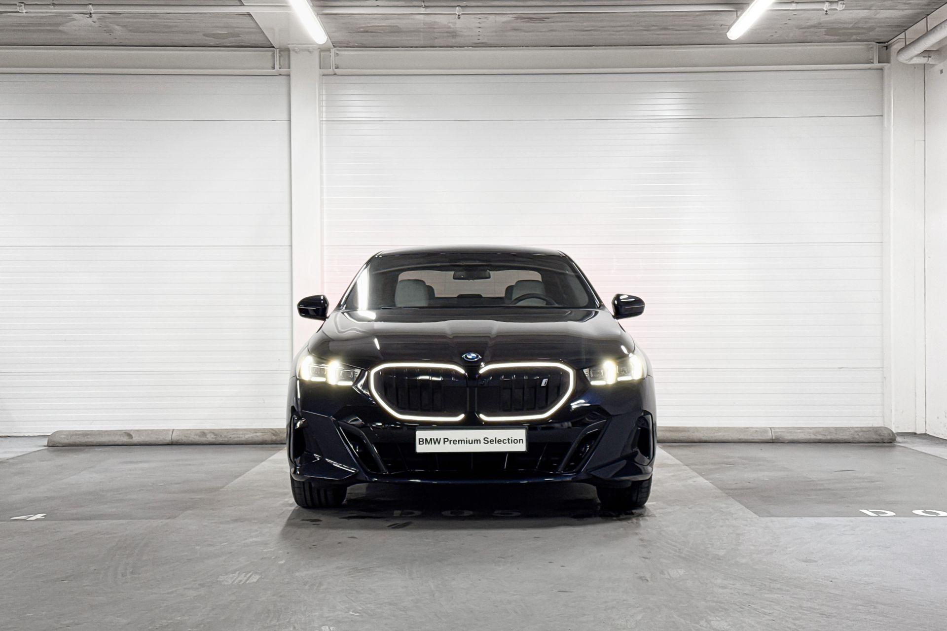 Foto van BMW I5 Edrive40