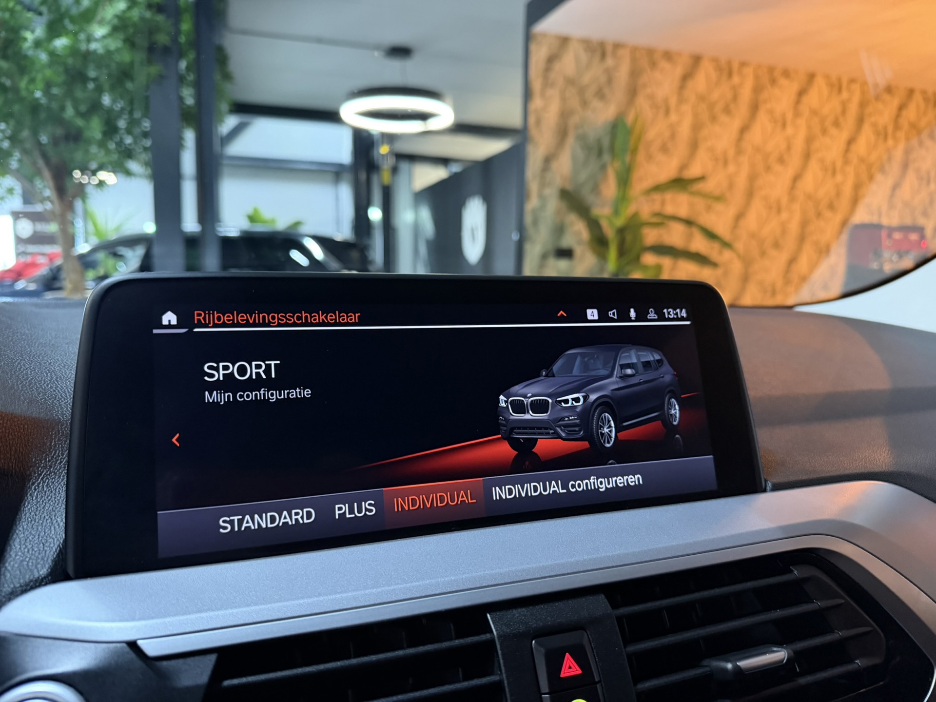 Foto van BMW X3 Xdrive30e