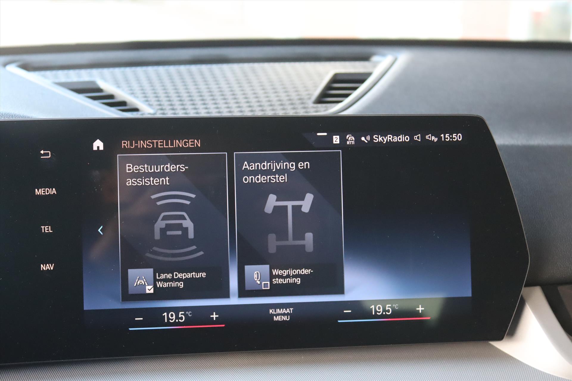 Foto van BMW X1 Sdrive18i