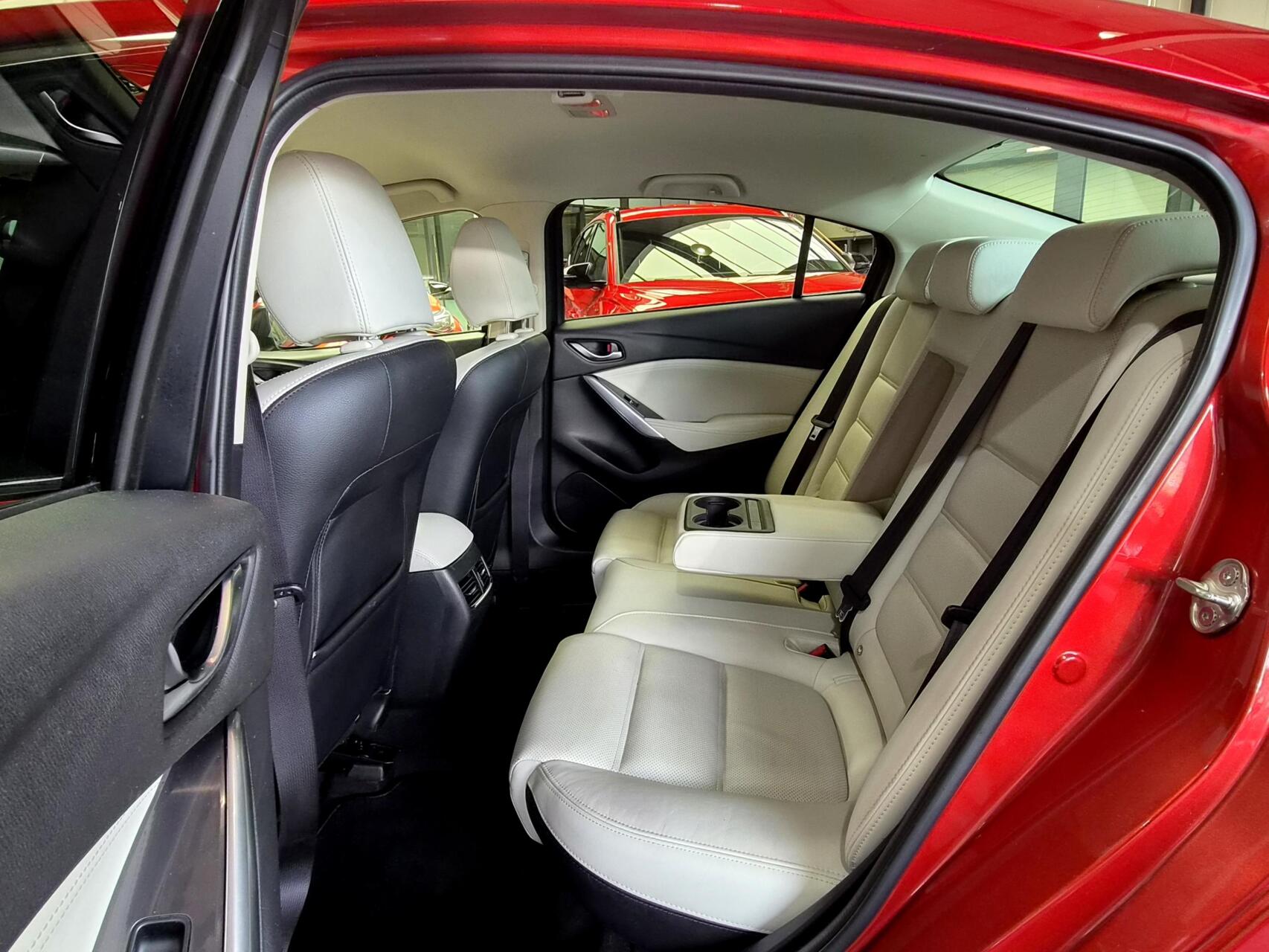 Foto van Mazda Mazda6