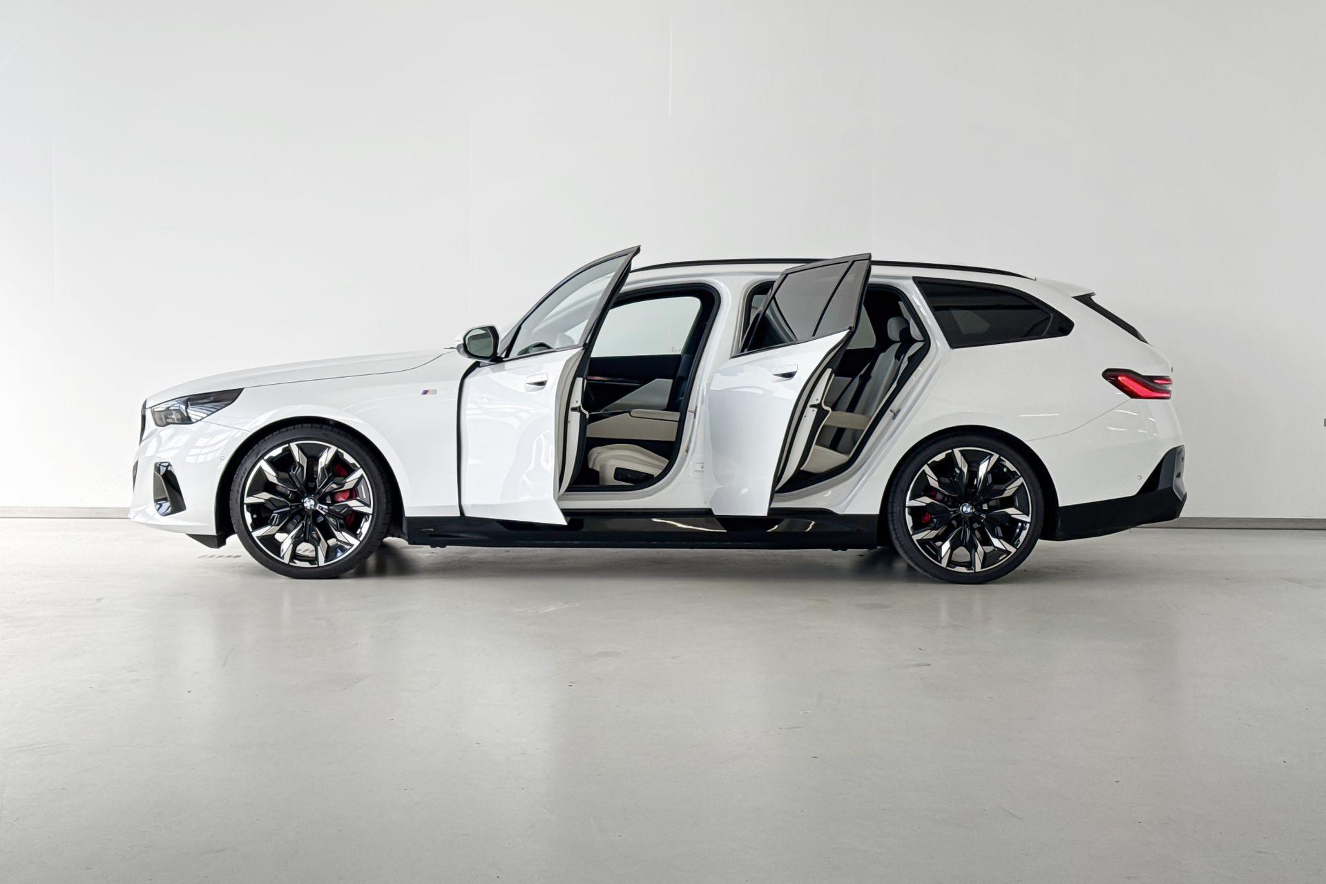Foto van BMW I5