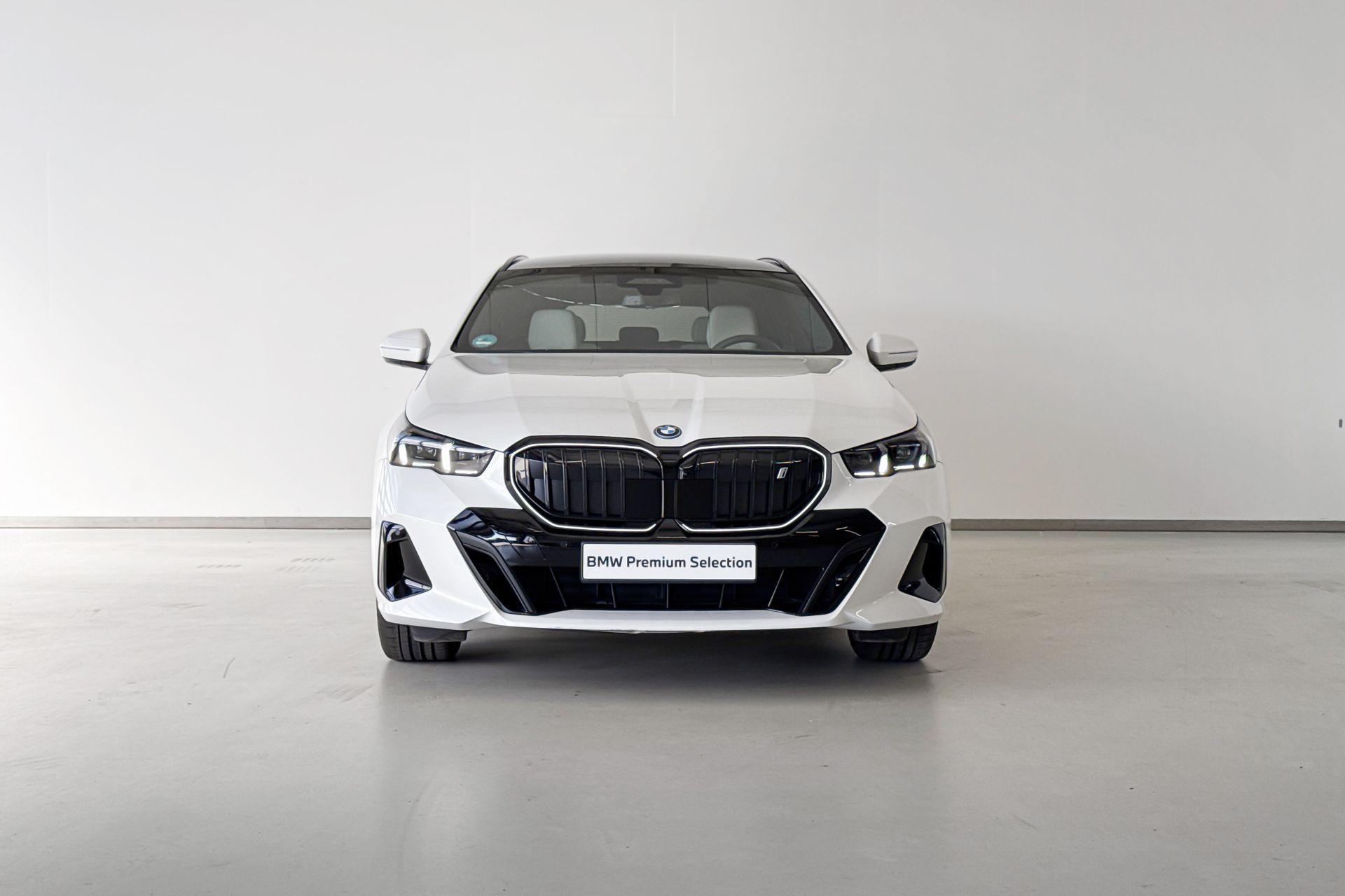 Foto van BMW I5