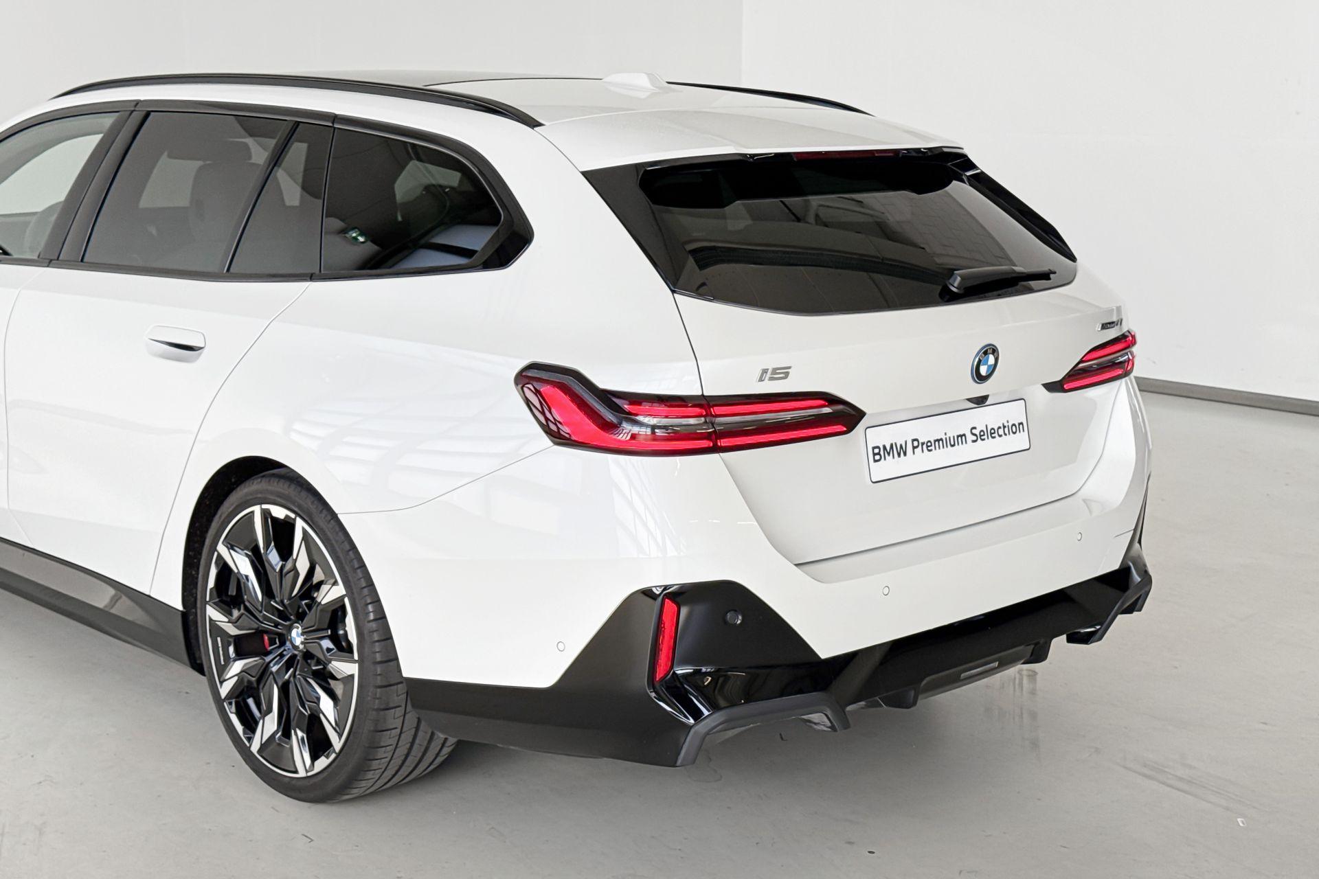 Foto van BMW I5