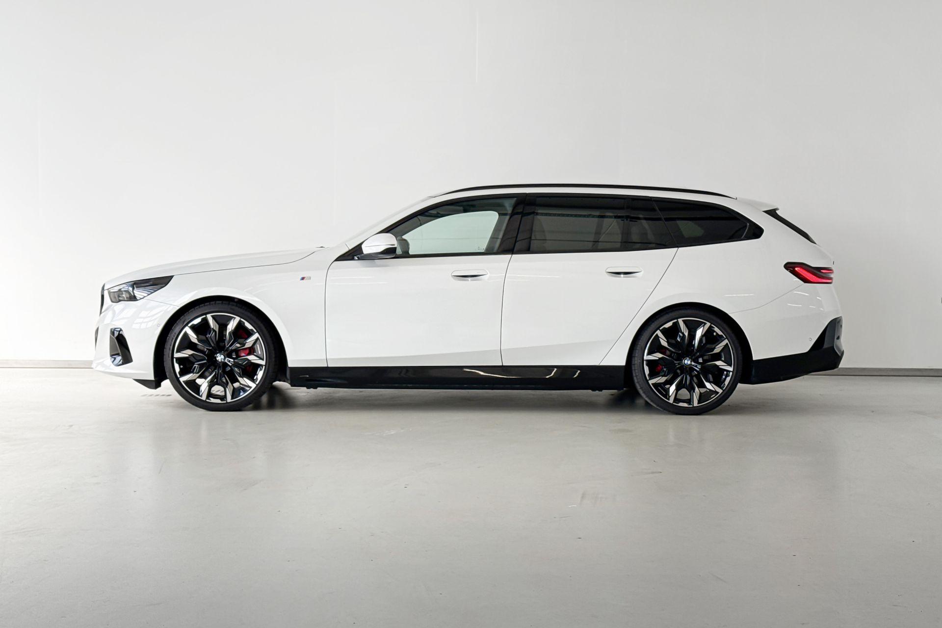 Foto van BMW I5