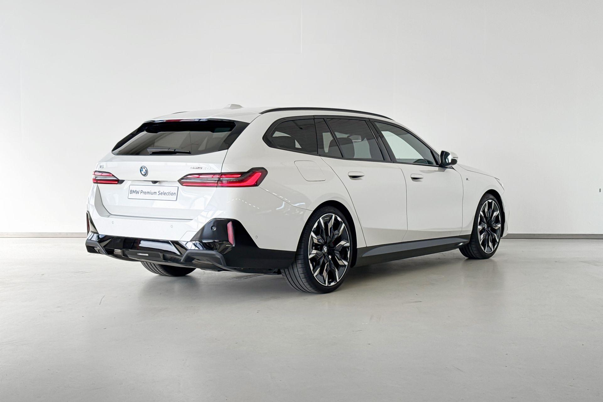 Foto van BMW I5