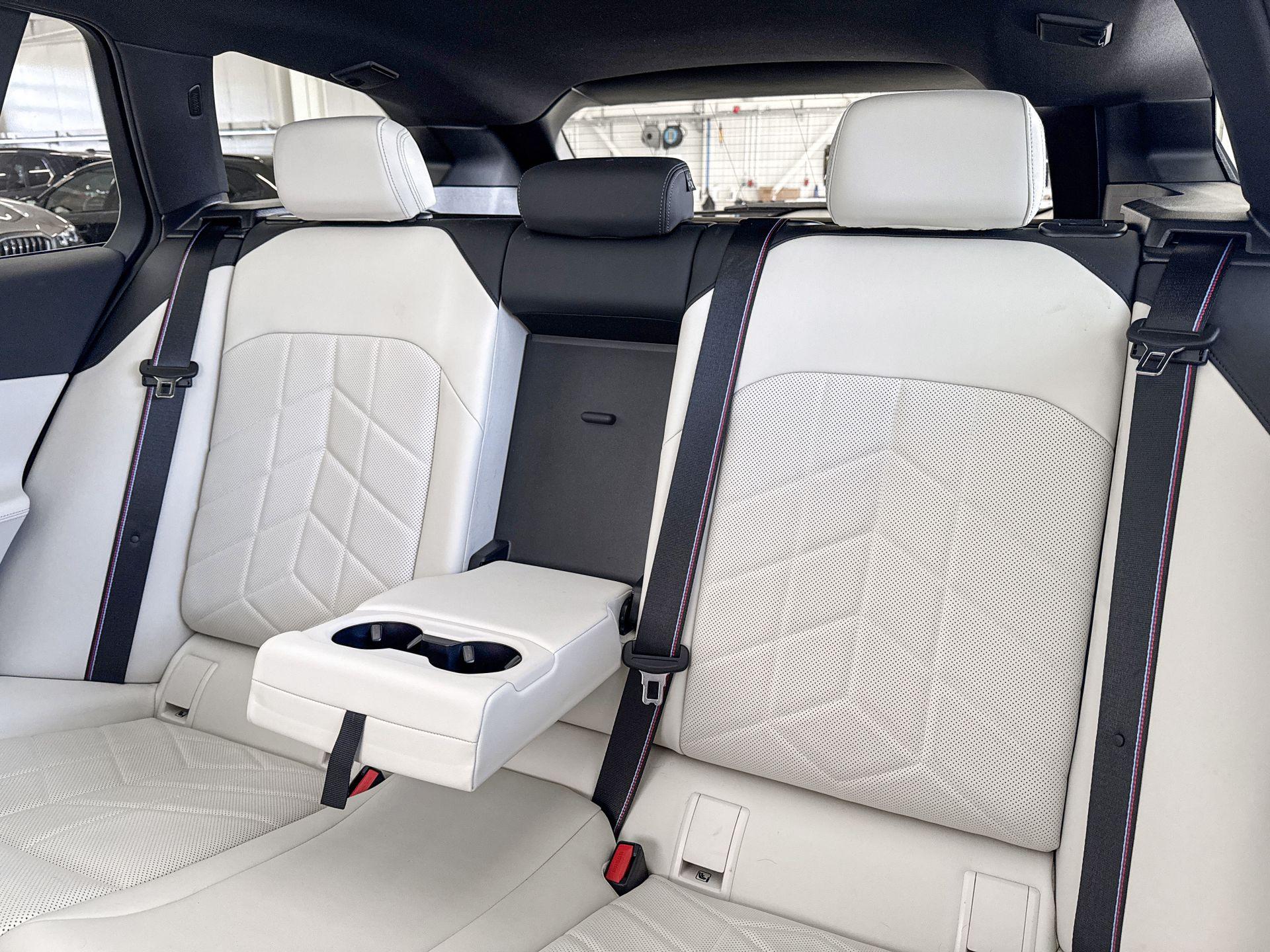 Foto van BMW I5