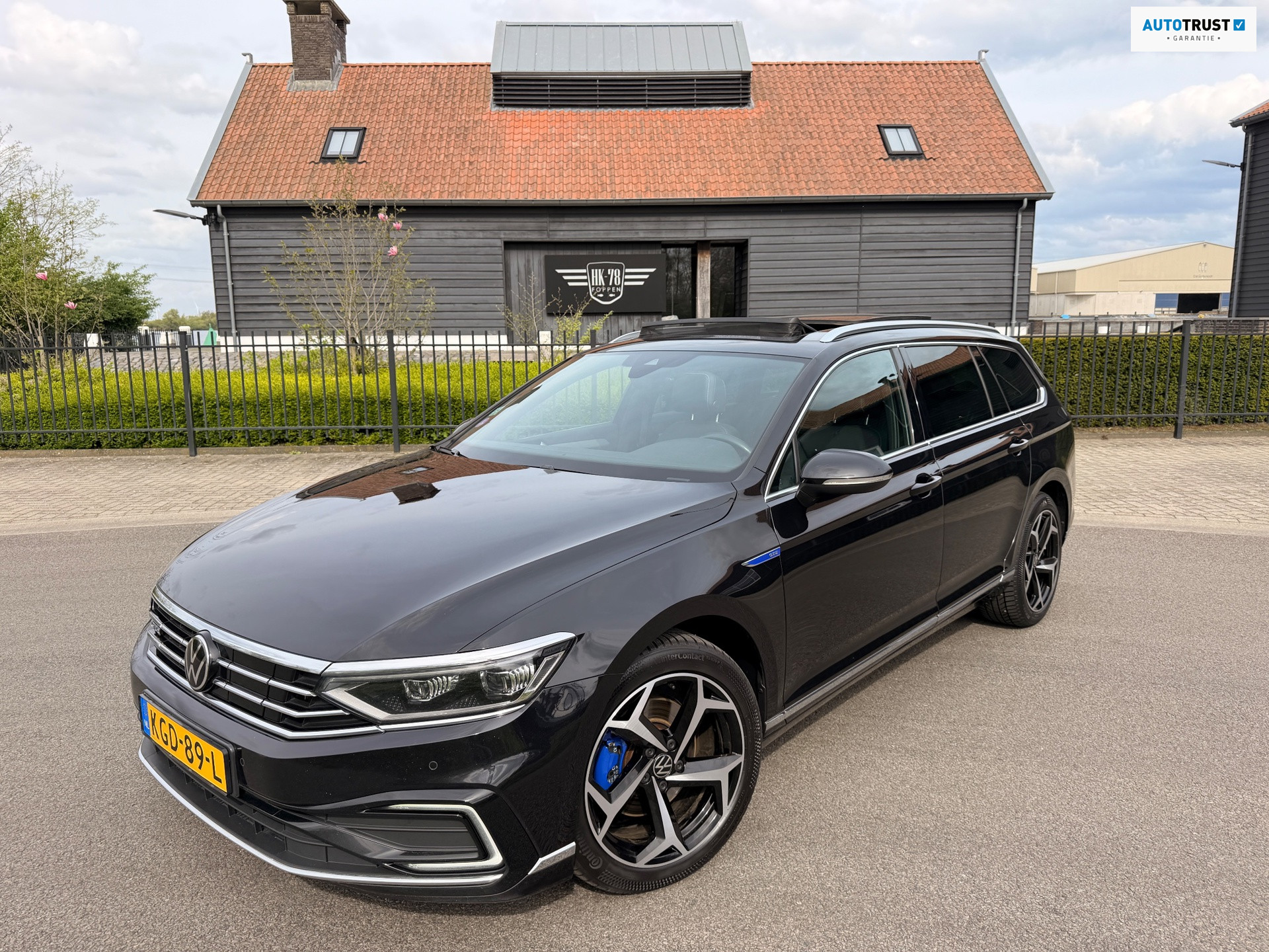 Volkswagen Passat Variant 1.4 TSI PHEV GTE PANORAMDAK VIRTUAL COCKPIT LEER NAVI CAMERA IQ-MATRIX ELECTR-TREKHAAK 2022 - voorkant