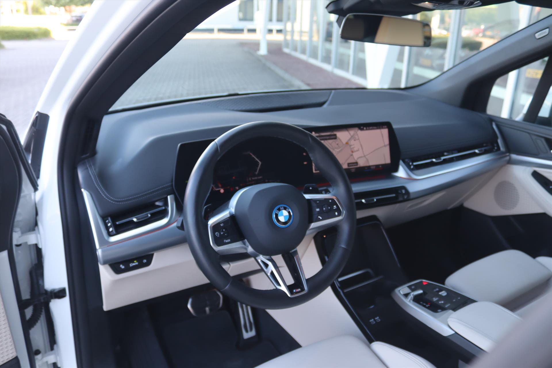 Foto van BMW 225e xDrive Active Tourer