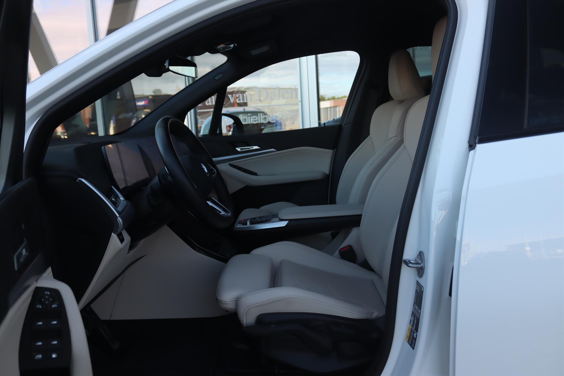 Foto van BMW 225e xDrive Active Tourer
