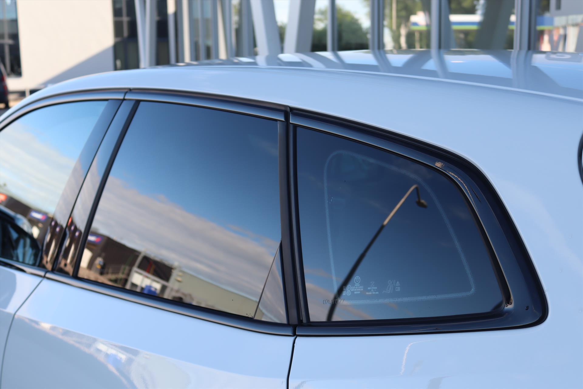 Foto van BMW 225e xDrive Active Tourer