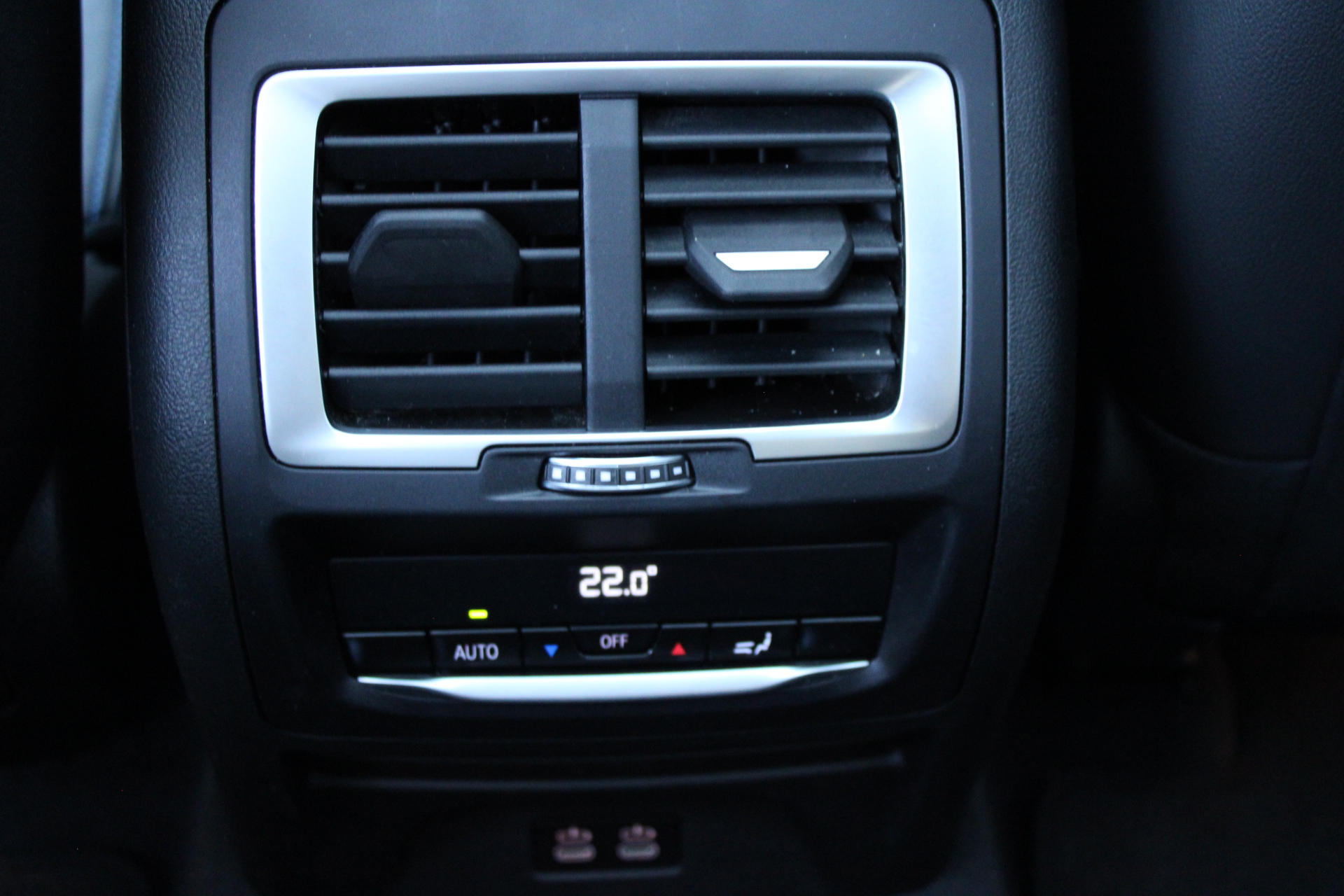 Foto van BMW Ix3