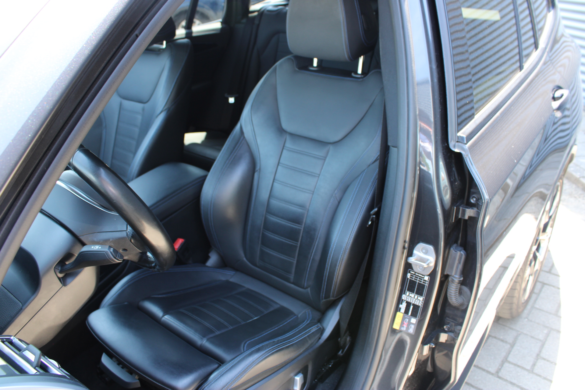 Foto van BMW Ix3