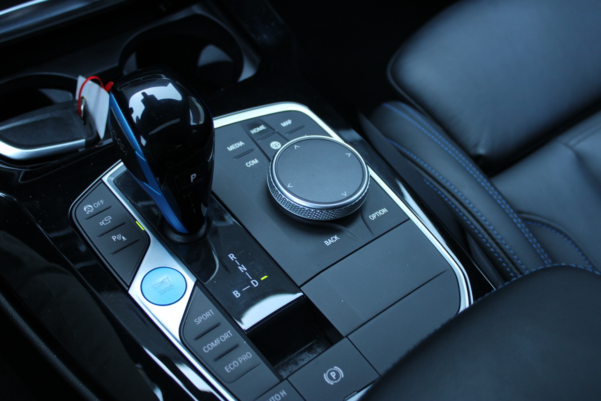 Foto van BMW Ix3