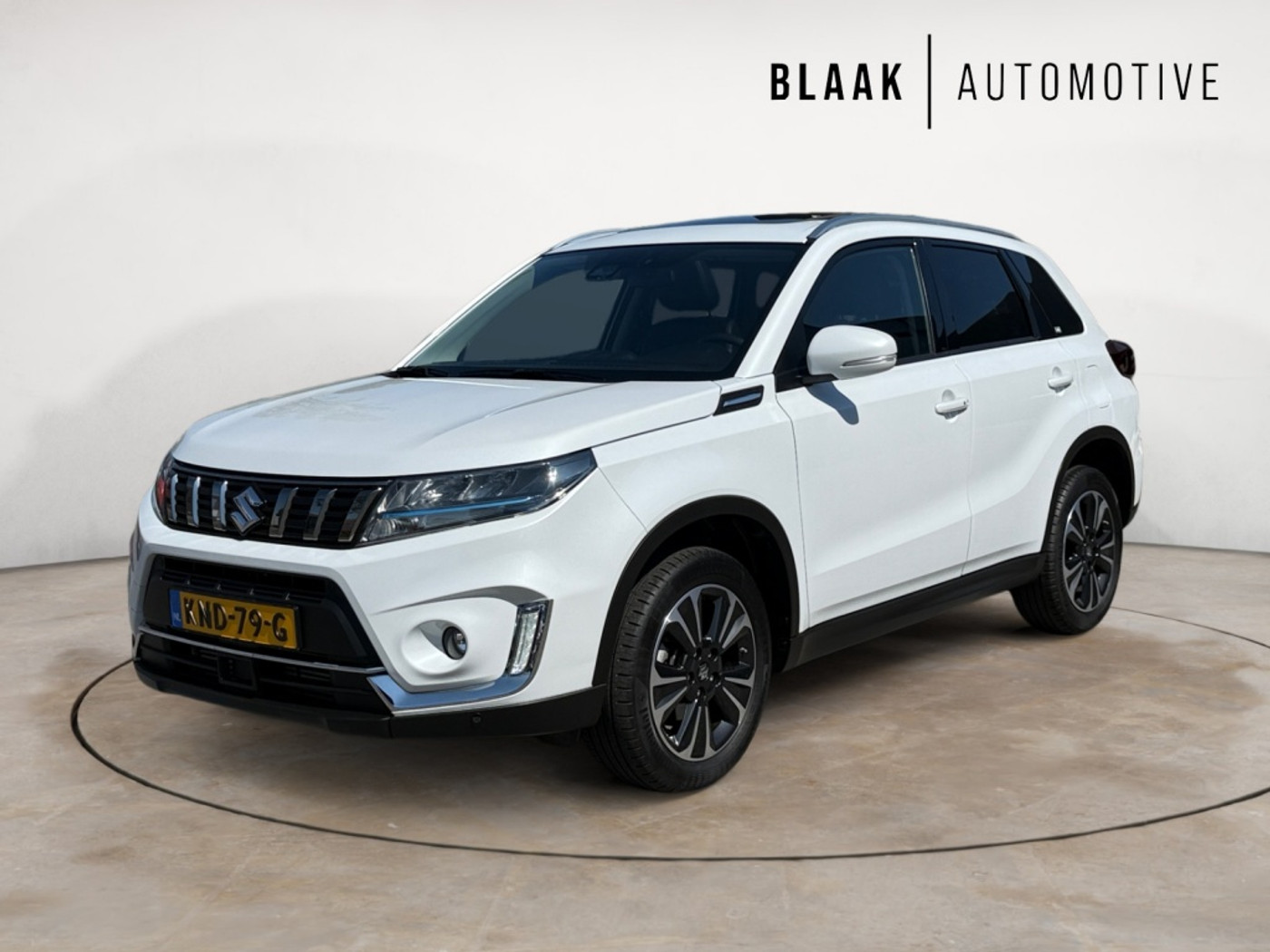 Suzuki Vitara 1.4 Boosterjet Style Smart hybrid | Panoramadak | Camera | Apple/android 2022 - voorkant