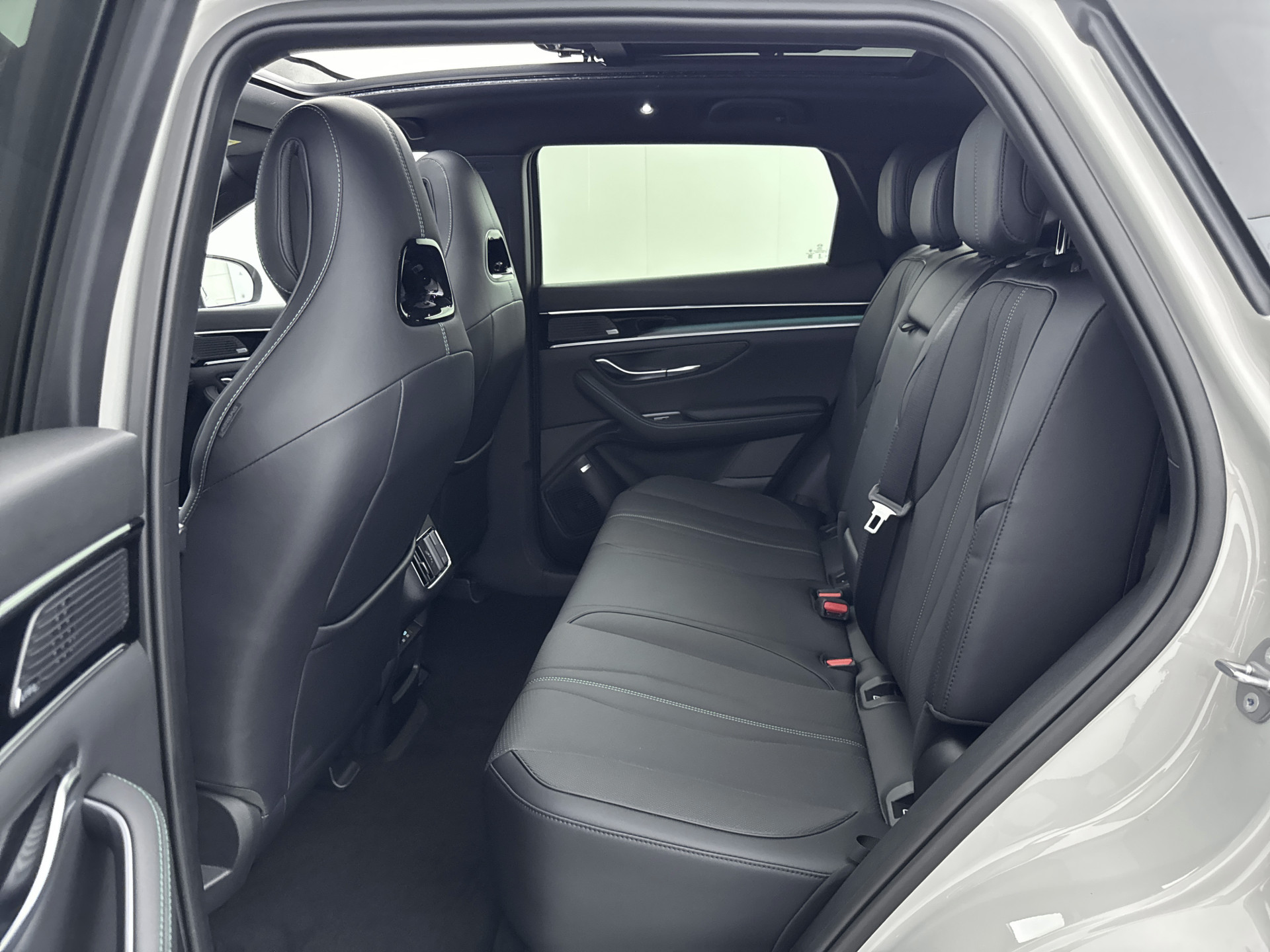 Foto van BYD BYD Seal U Dm-i