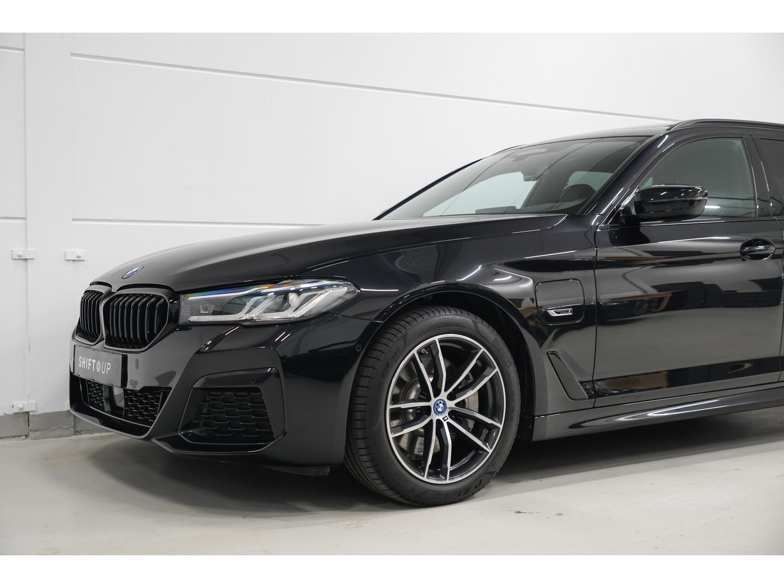 Foto van BMW 530e
