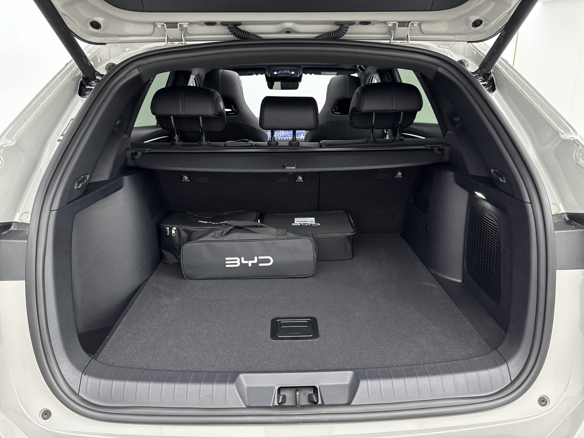 Foto van BYD BYD Seal U Dm-i