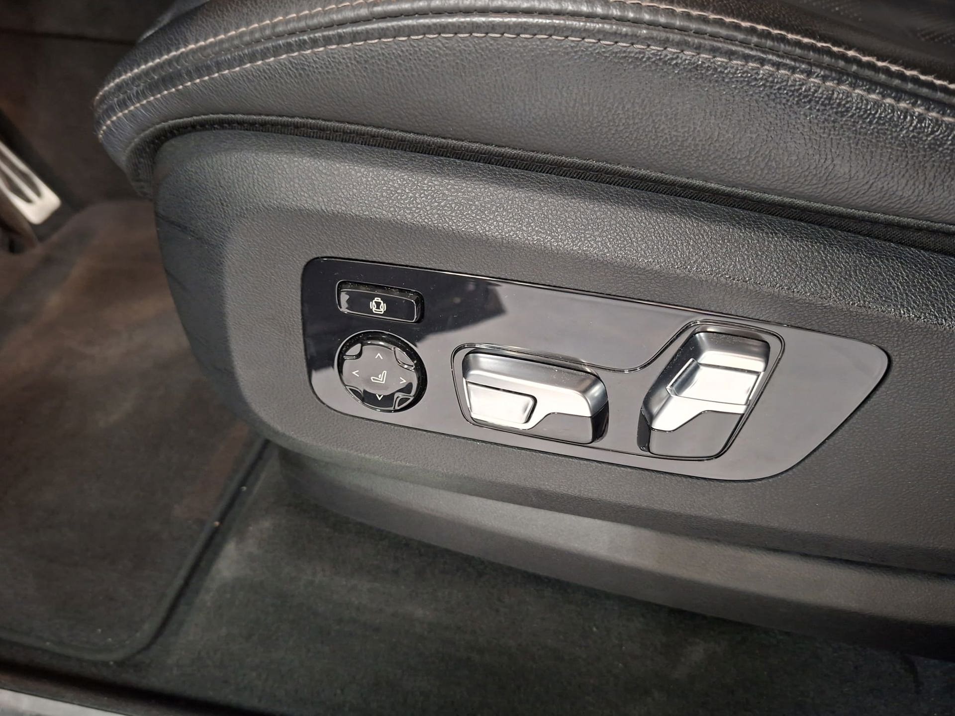 Foto van BMW X5 Xdrive45e