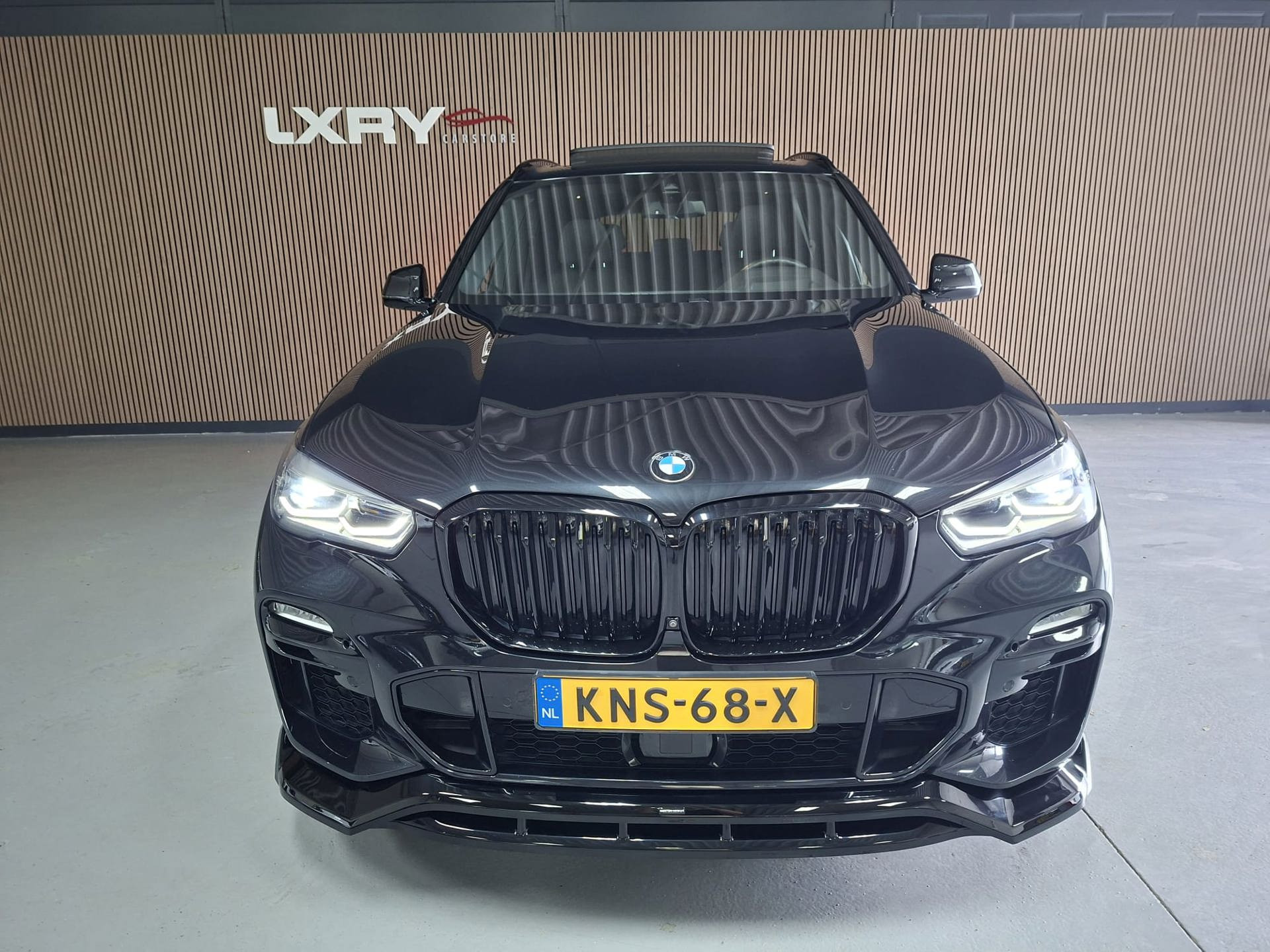 Foto van BMW X5 Xdrive45e