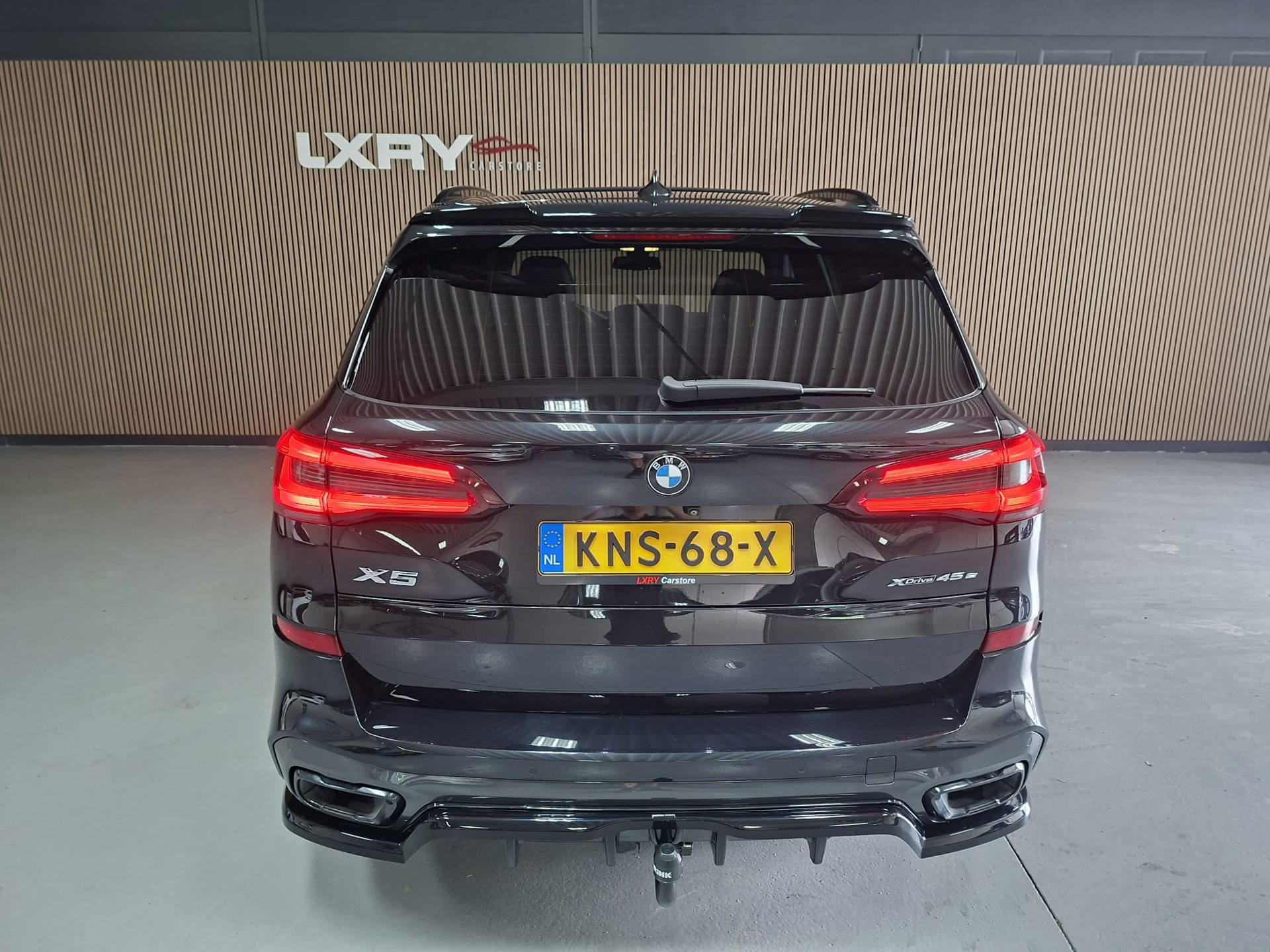 Foto van BMW X5 Xdrive45e