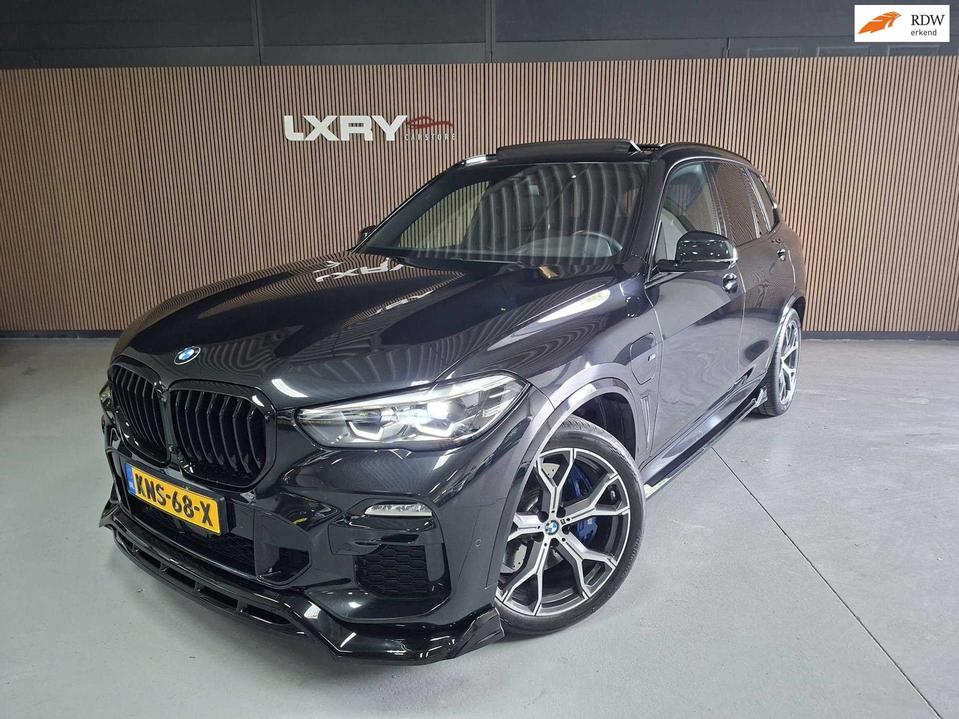 BMW X5 Xdrive45e XDrive45e High Executive | Clima | Navi/Carplay | Pano | Cruise | 360Camera | Stoelverwarming | 2020 - voorkant