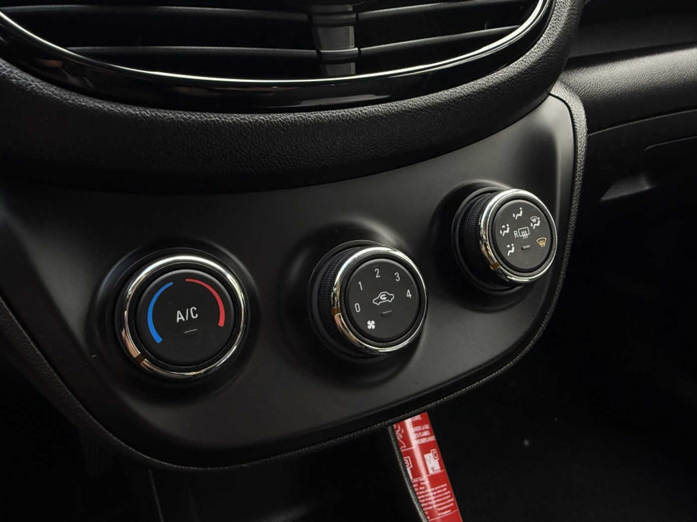 Foto van Opel Karl Rocks